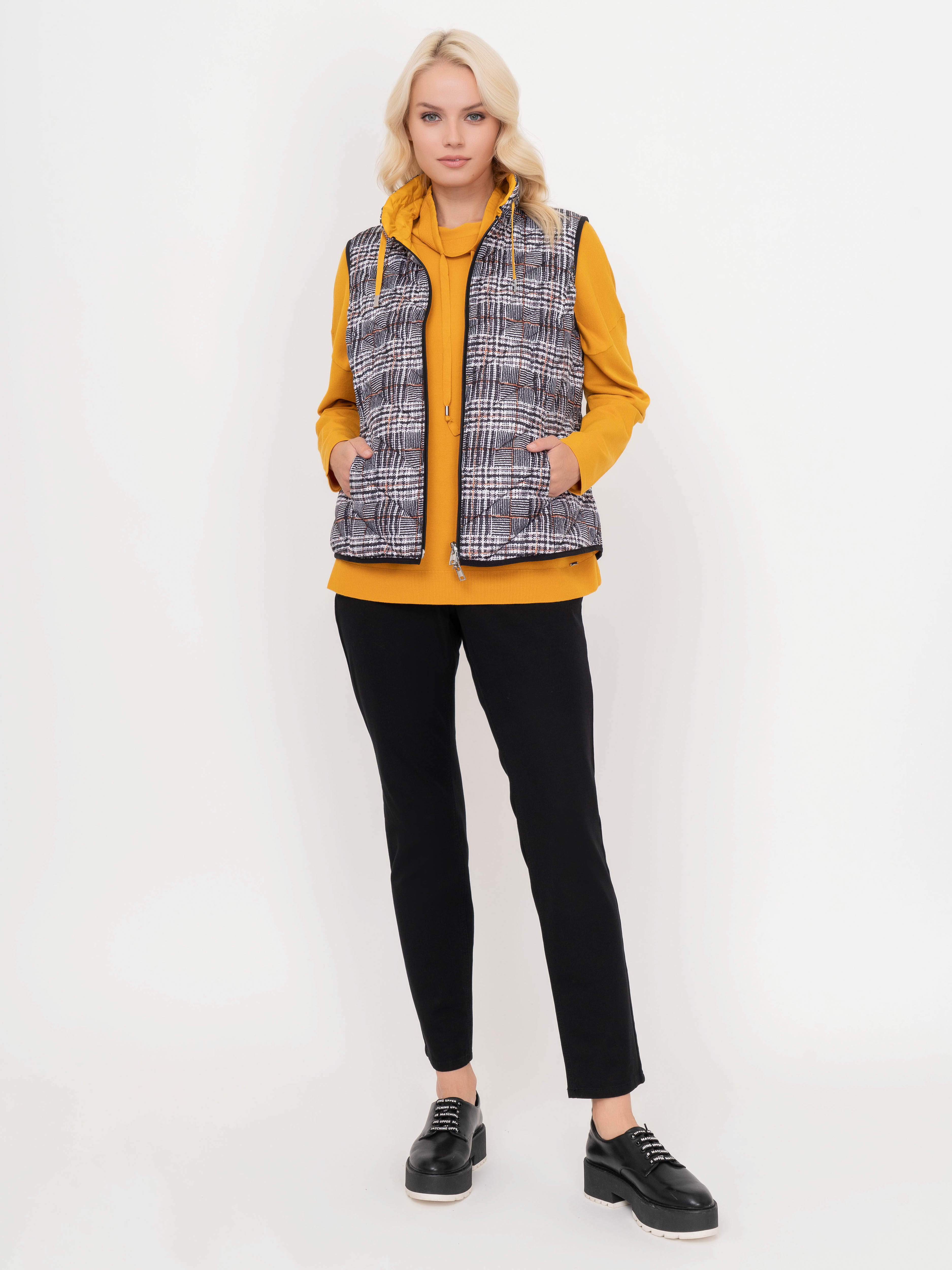 Э540001-21625/20-02 Жилет двухстор.Samoon