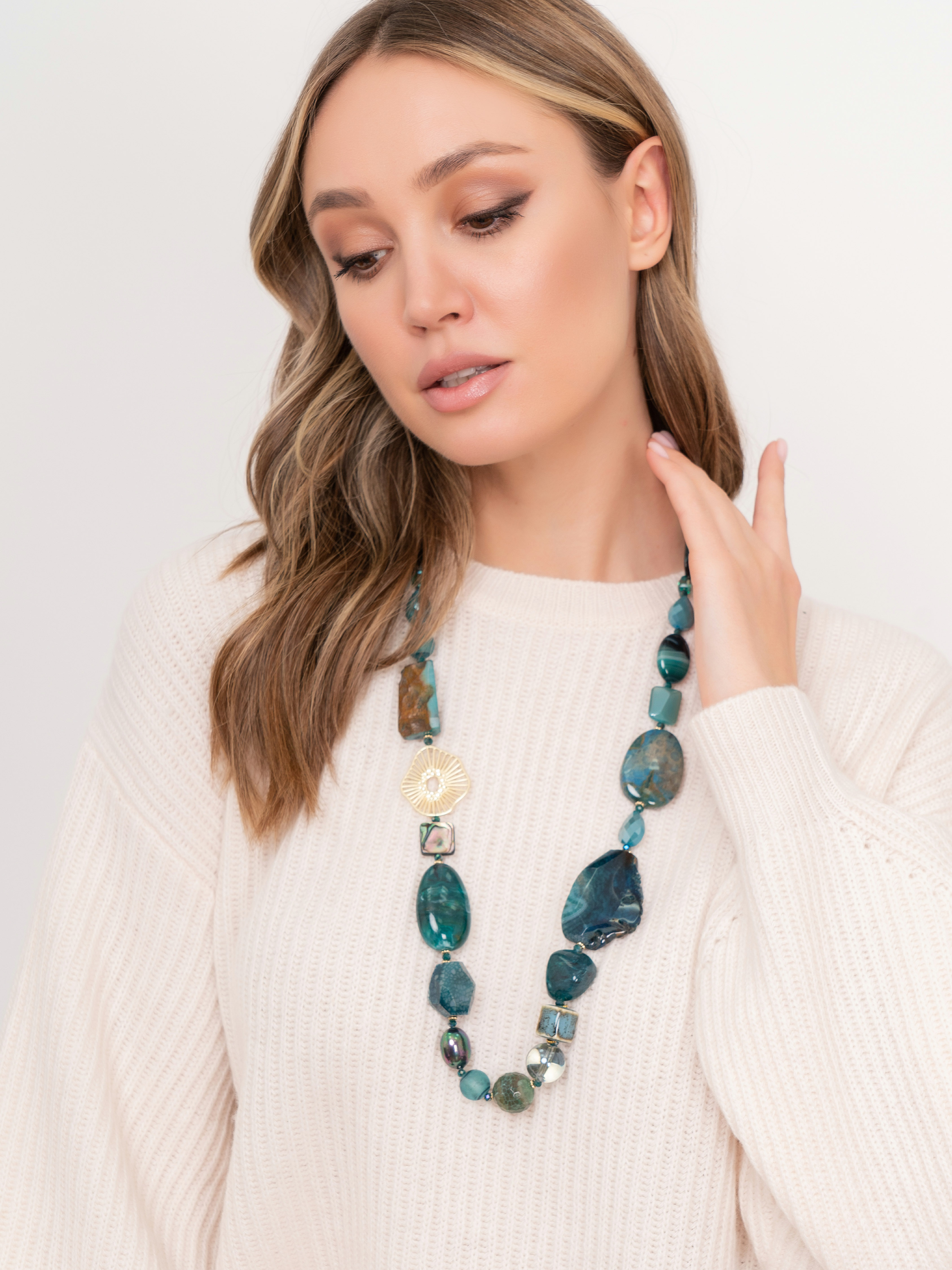 364276/21-02 Бусы Рейс на Багамы ср. Ярославна