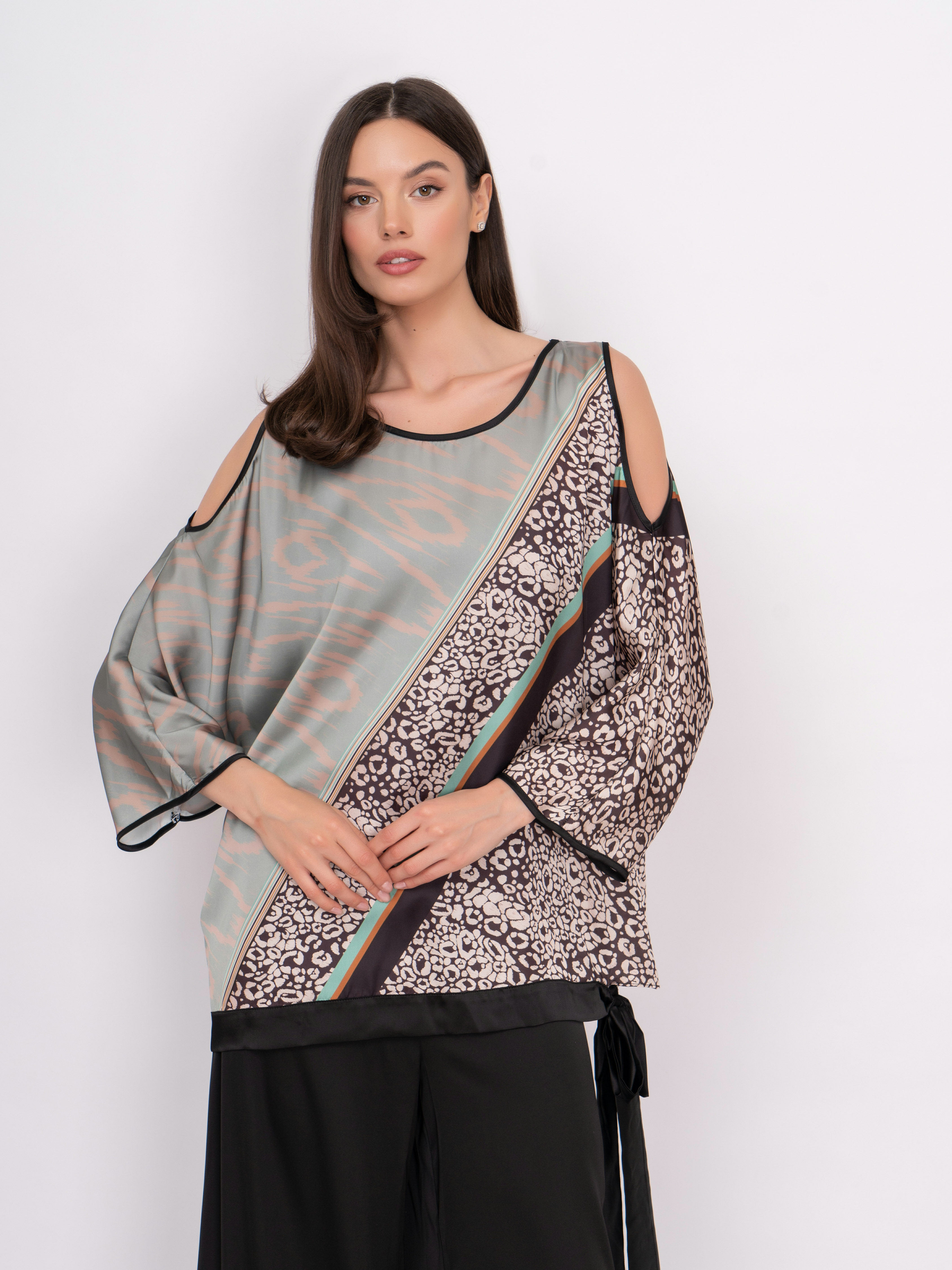 Э22SBLO003V00/22-01 Блуза Verda