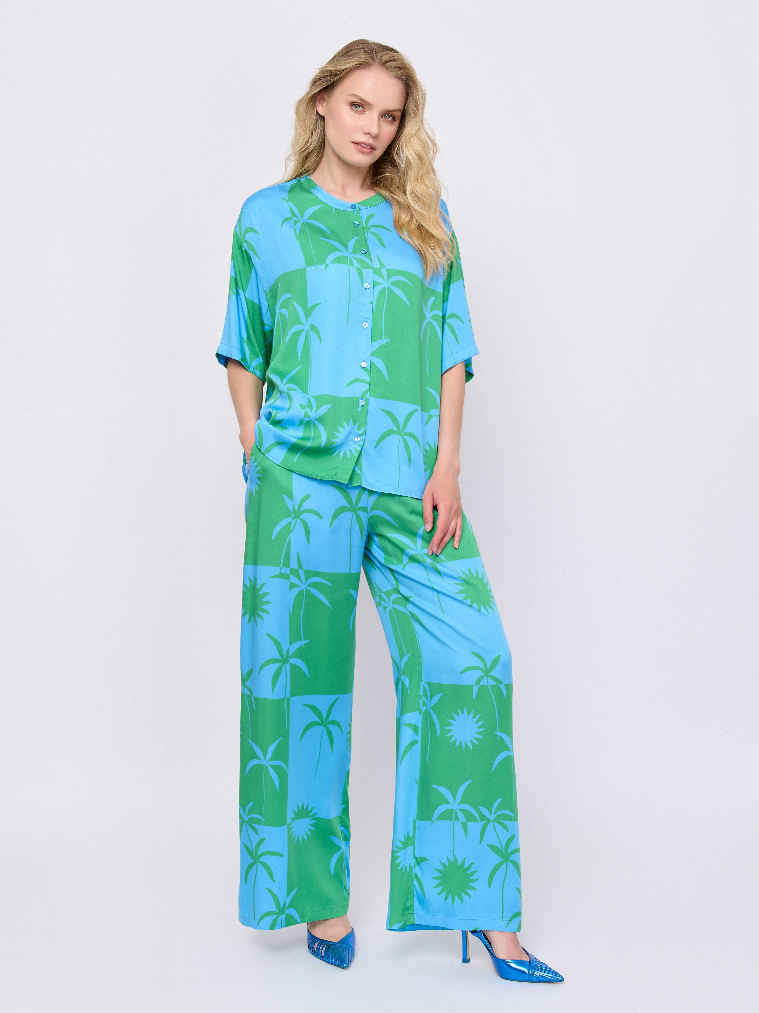 Э52-6425-2279/м/25-01 Брюки Elisa.And.Me