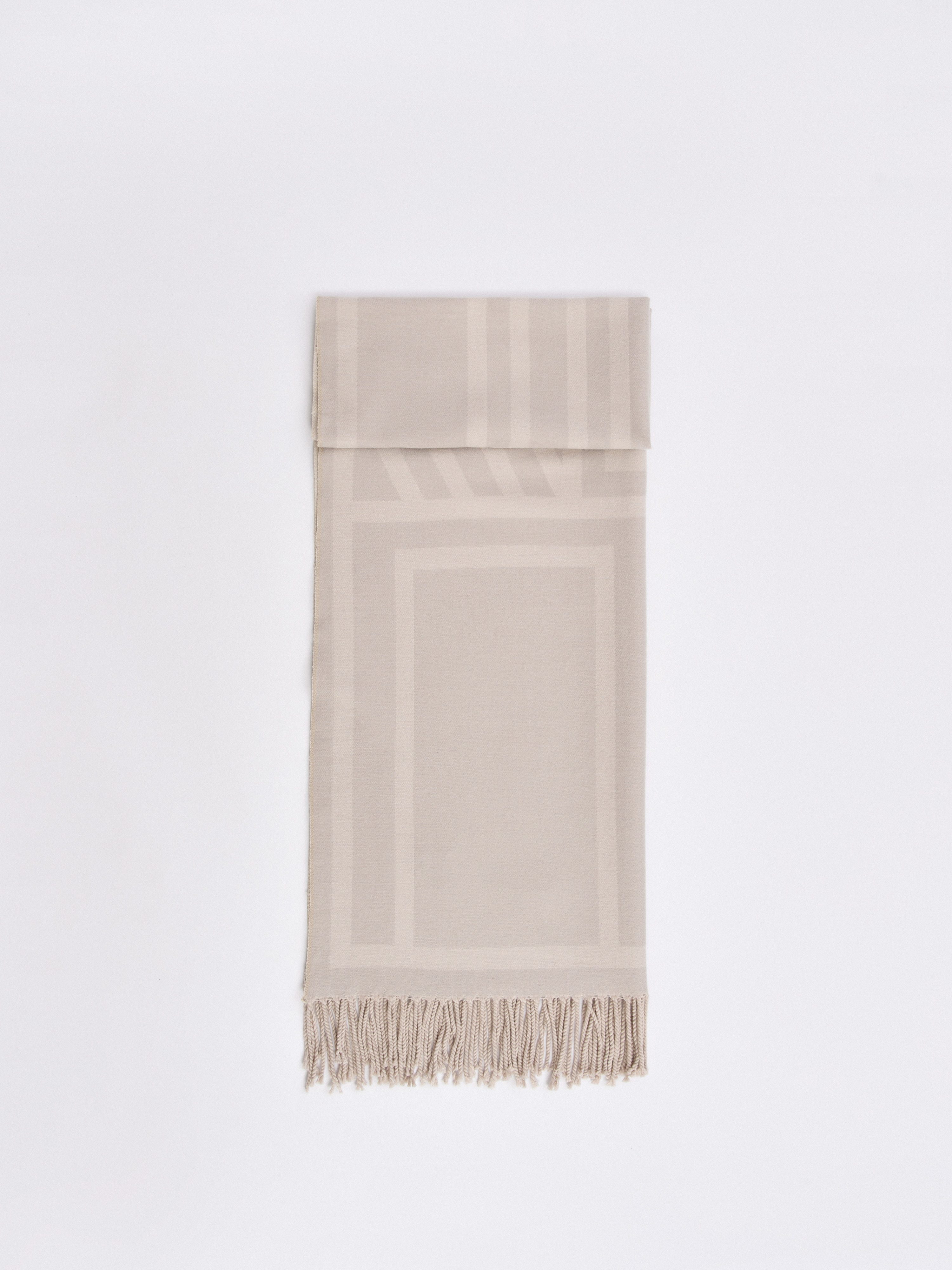 ЭLBL33-641-03/м/25-02 Палантин Labbra