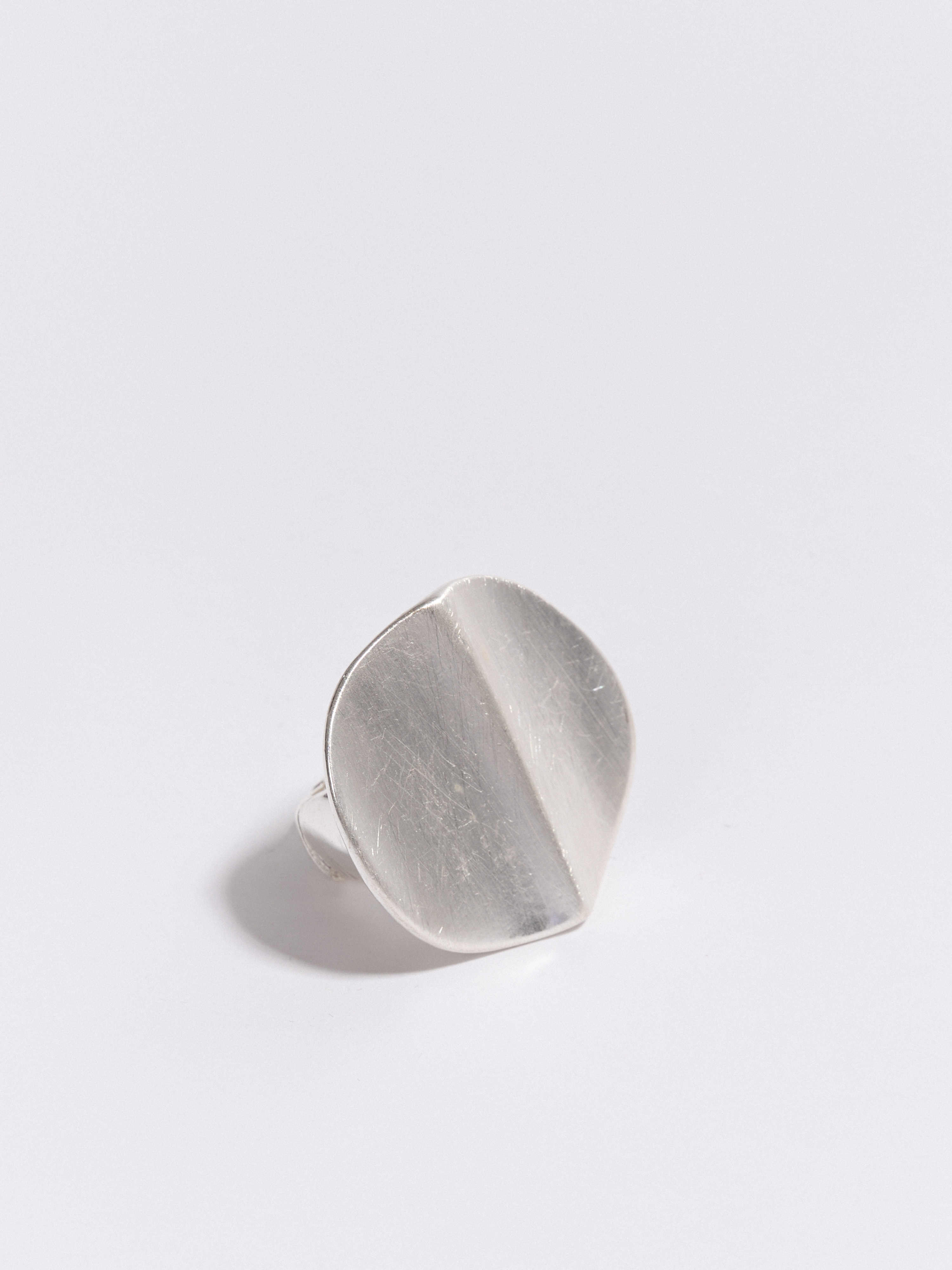 Э399988/24-02 Кольцо Мегаполис Ярославна