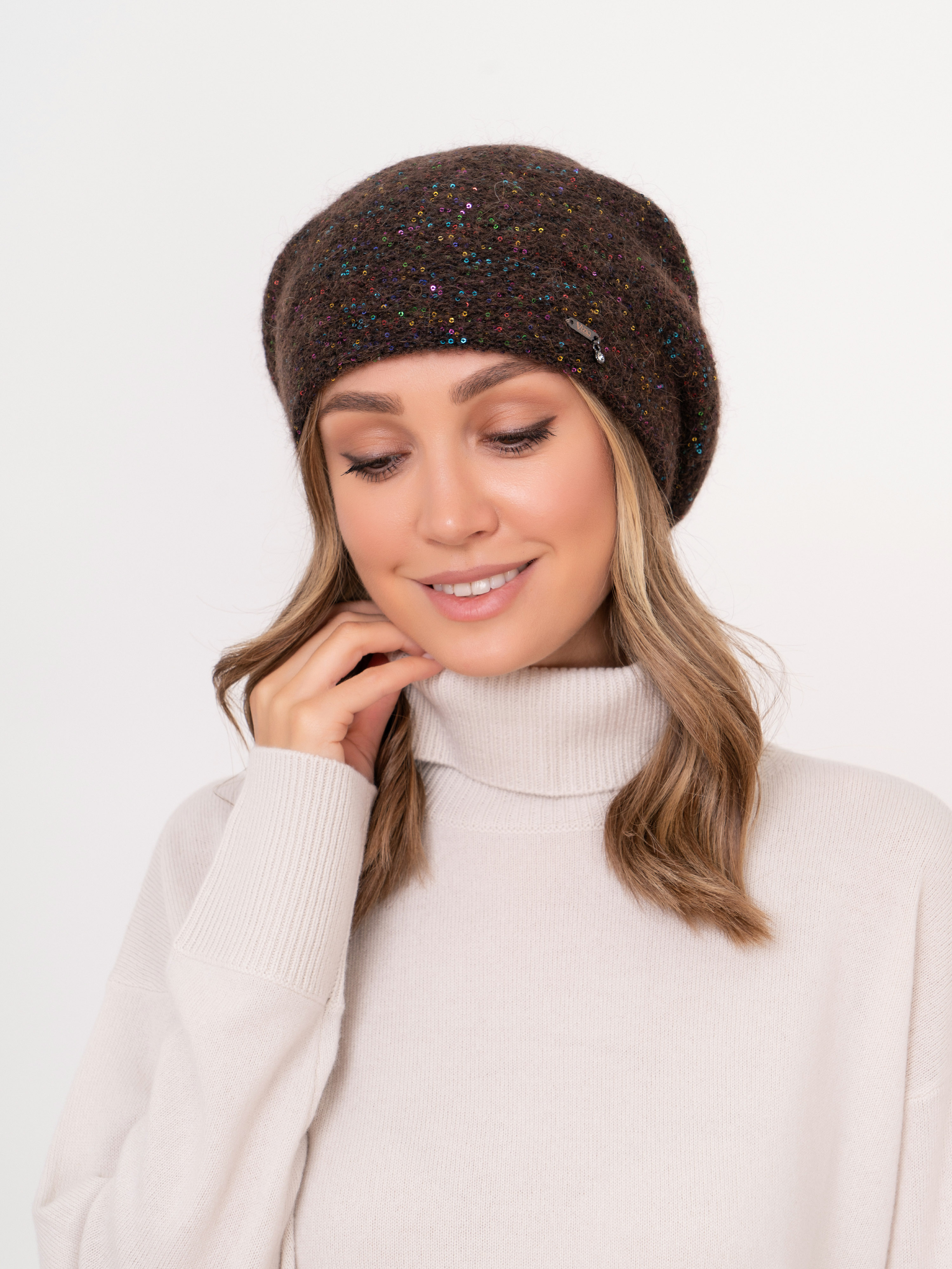 ЭS6997 B/21-02 Берет Vizio