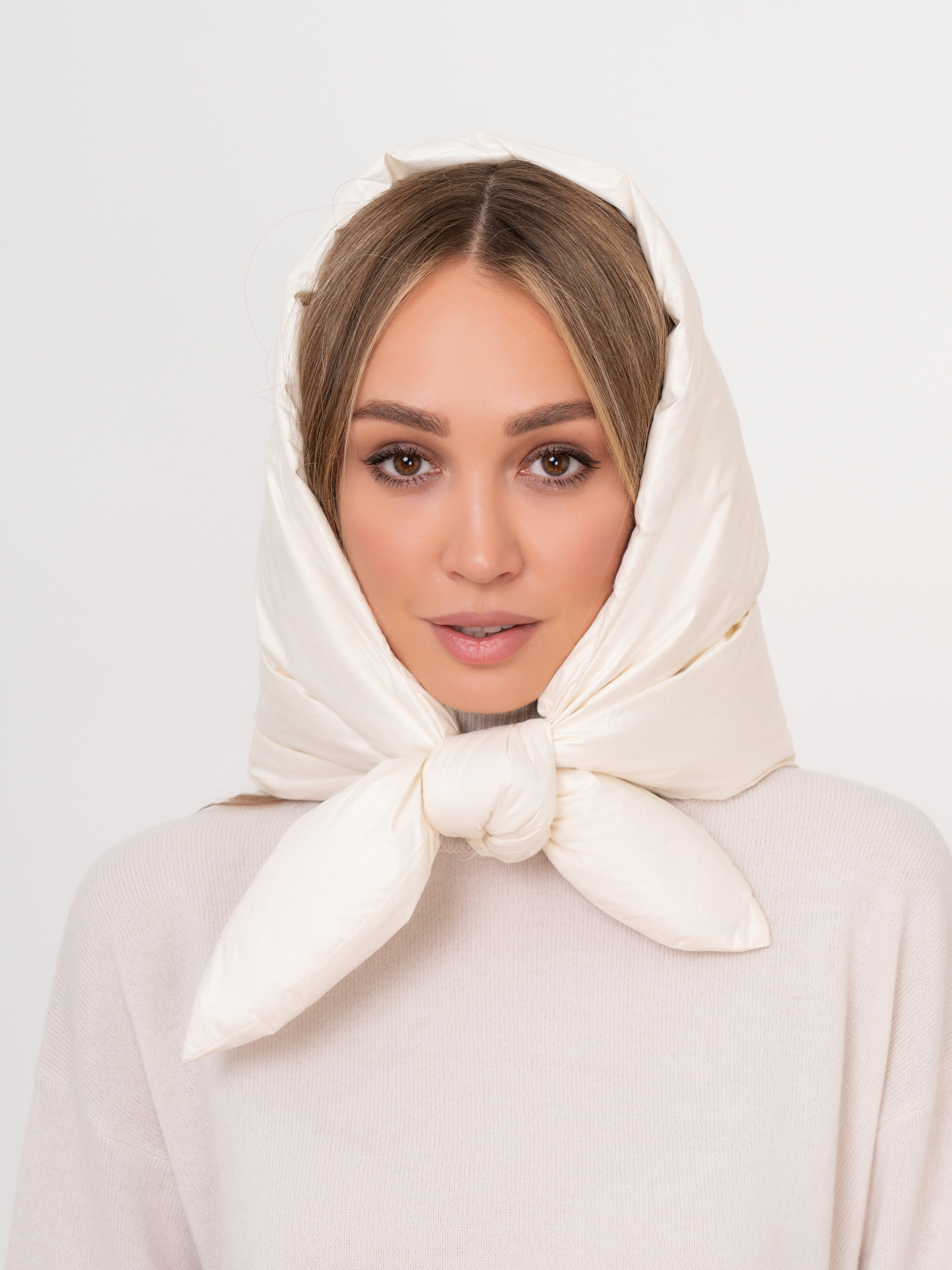 Э1046-222-200/21-02 Косынка Franco Vello