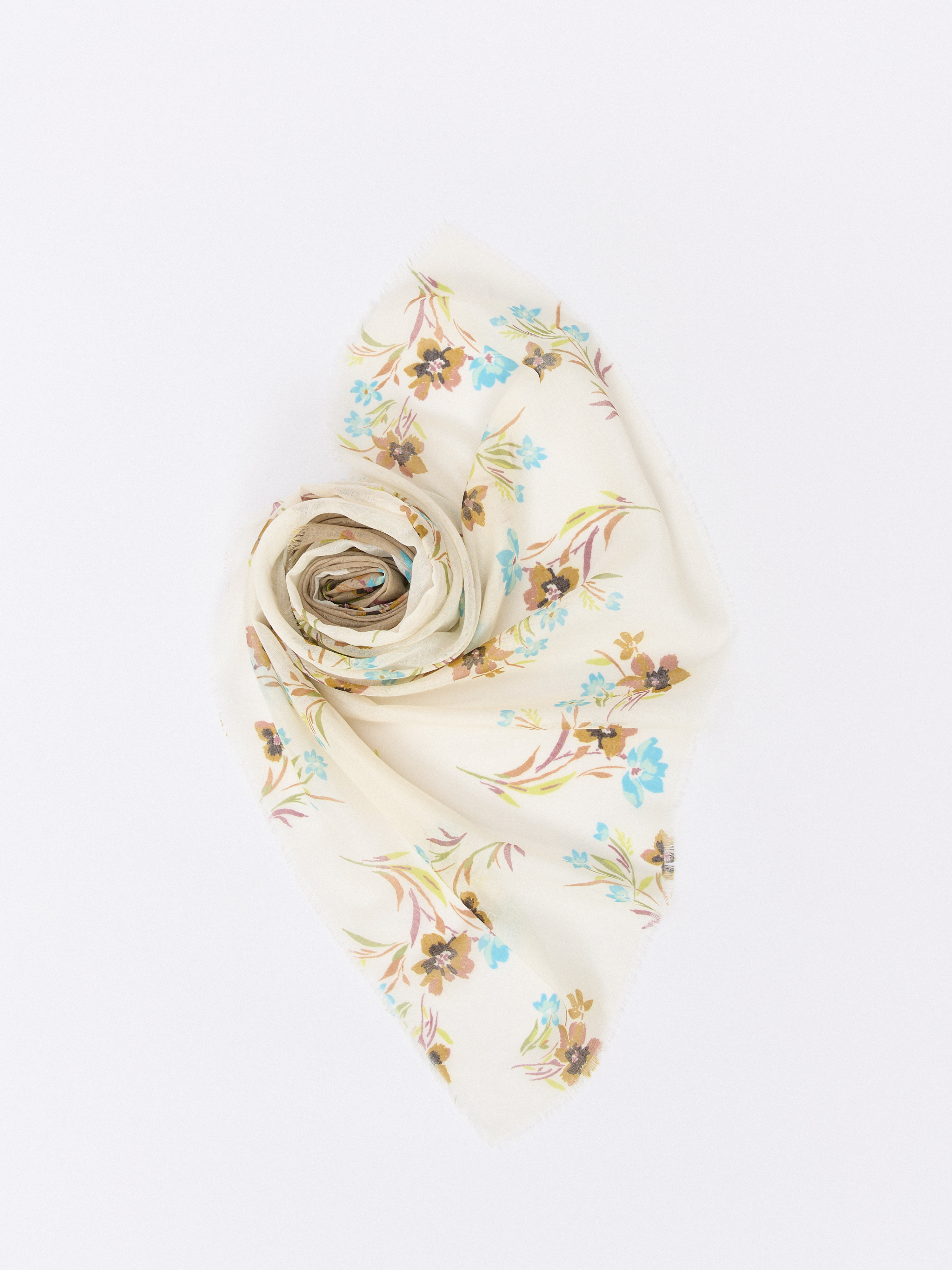 ЭLSI22-401-15/м/25-01 Палантин Labbra