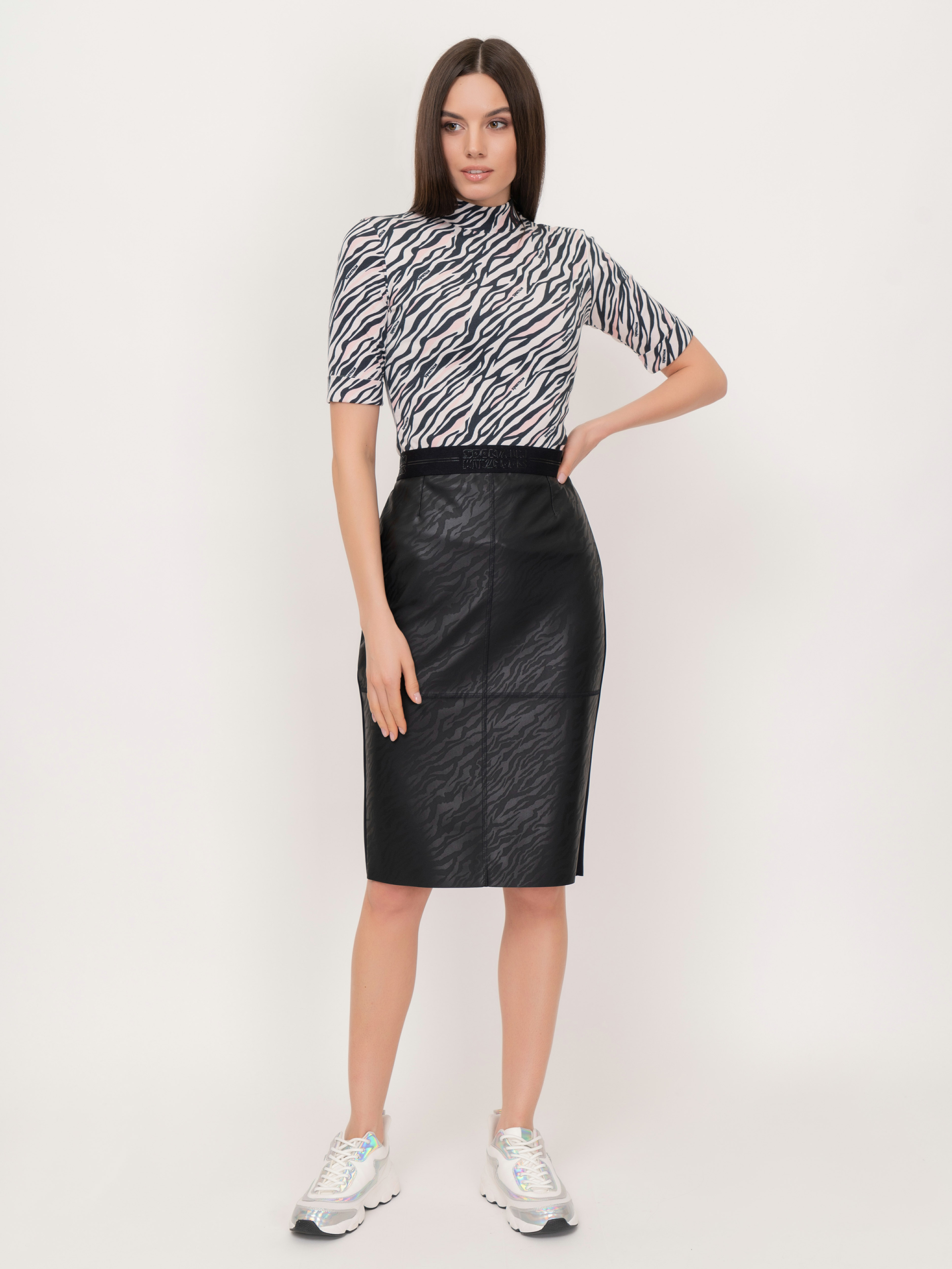 Э95125/20722/21-01 Футболка Sportalm