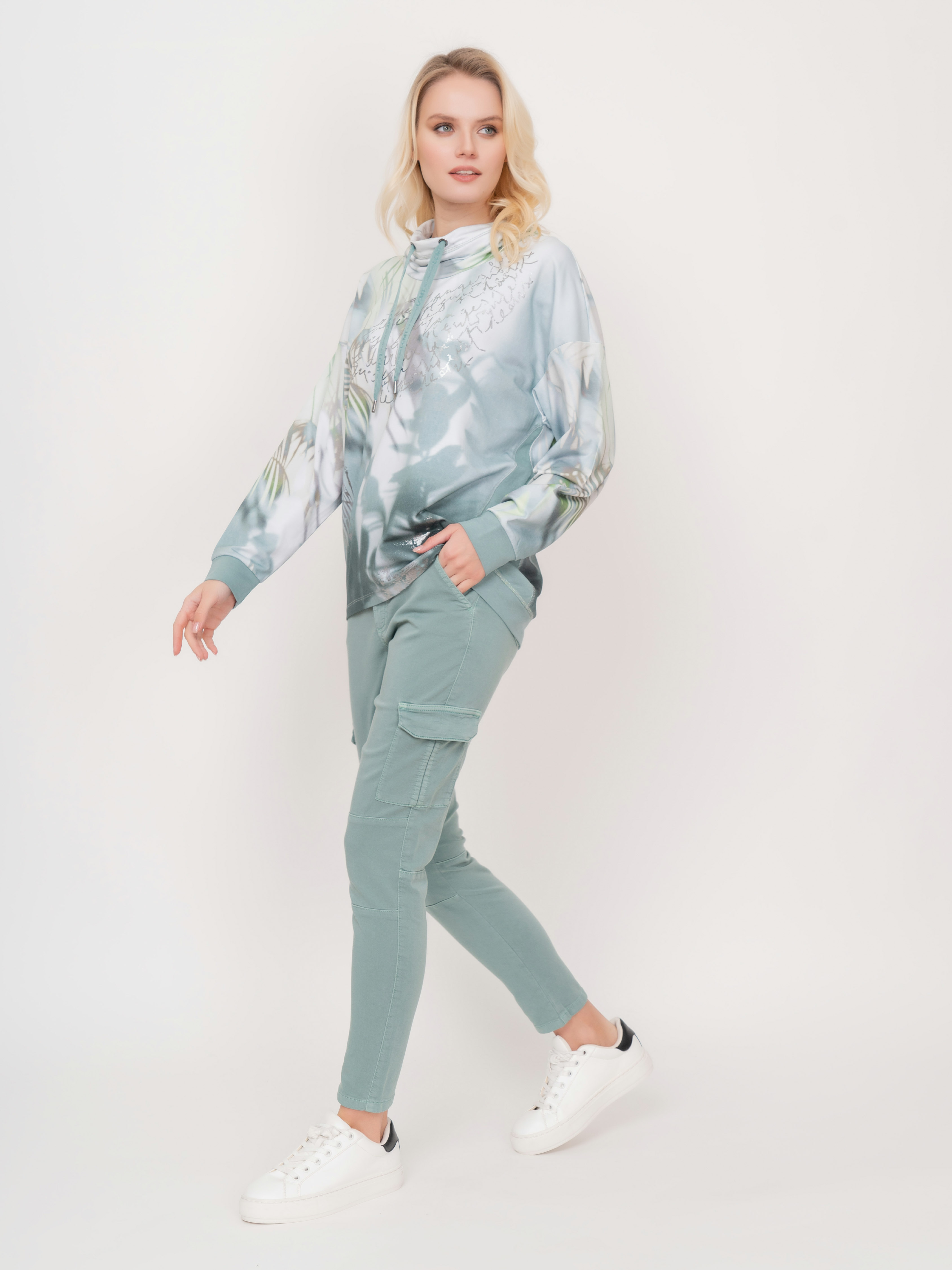 Э610451/22-01 Брюки джинсовые. Lecomte