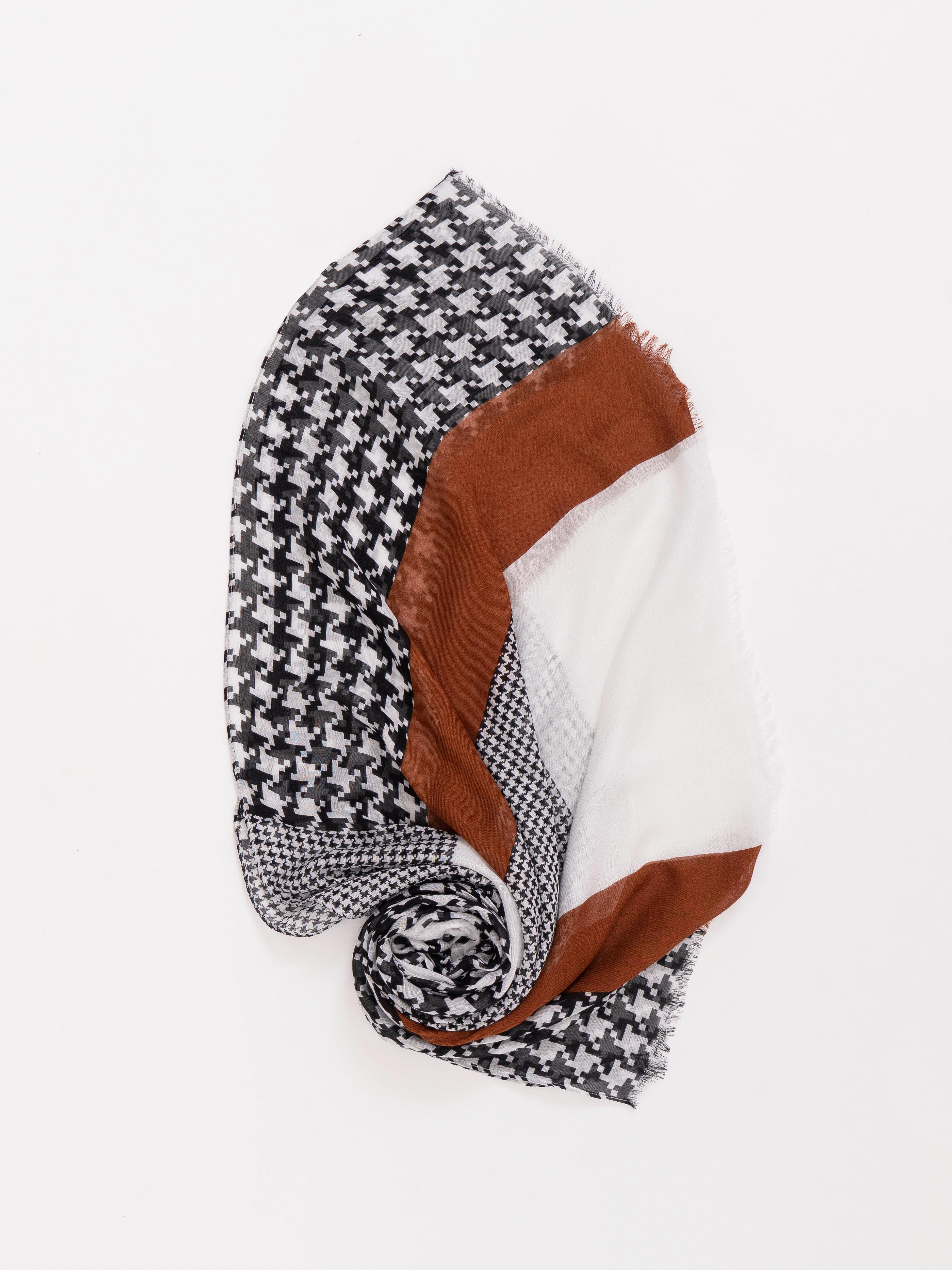 Э400015-72015/20-02 Палантин Gerry Weber