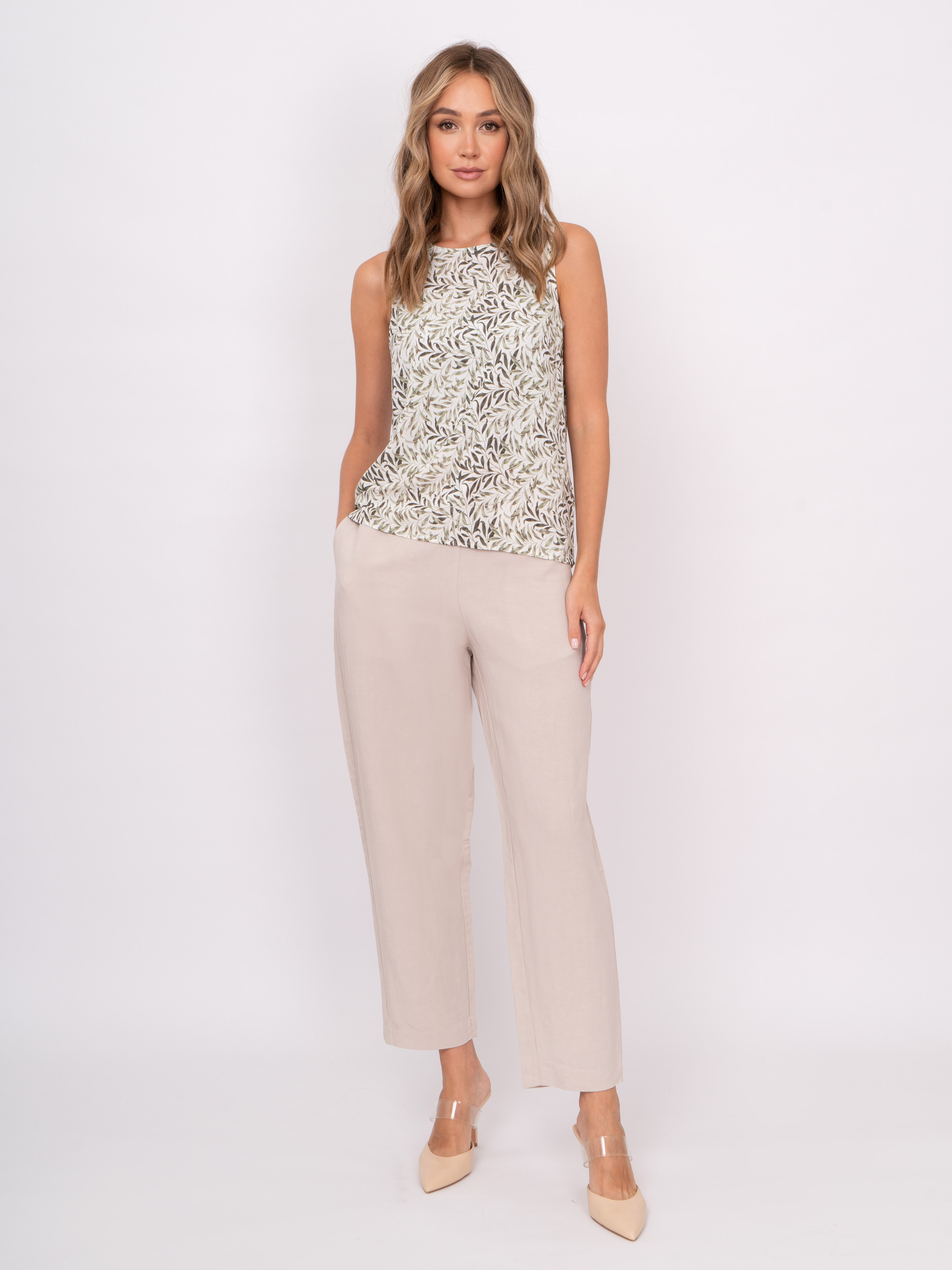 Э121471/10198/22-01 Блуза типа топ Unq