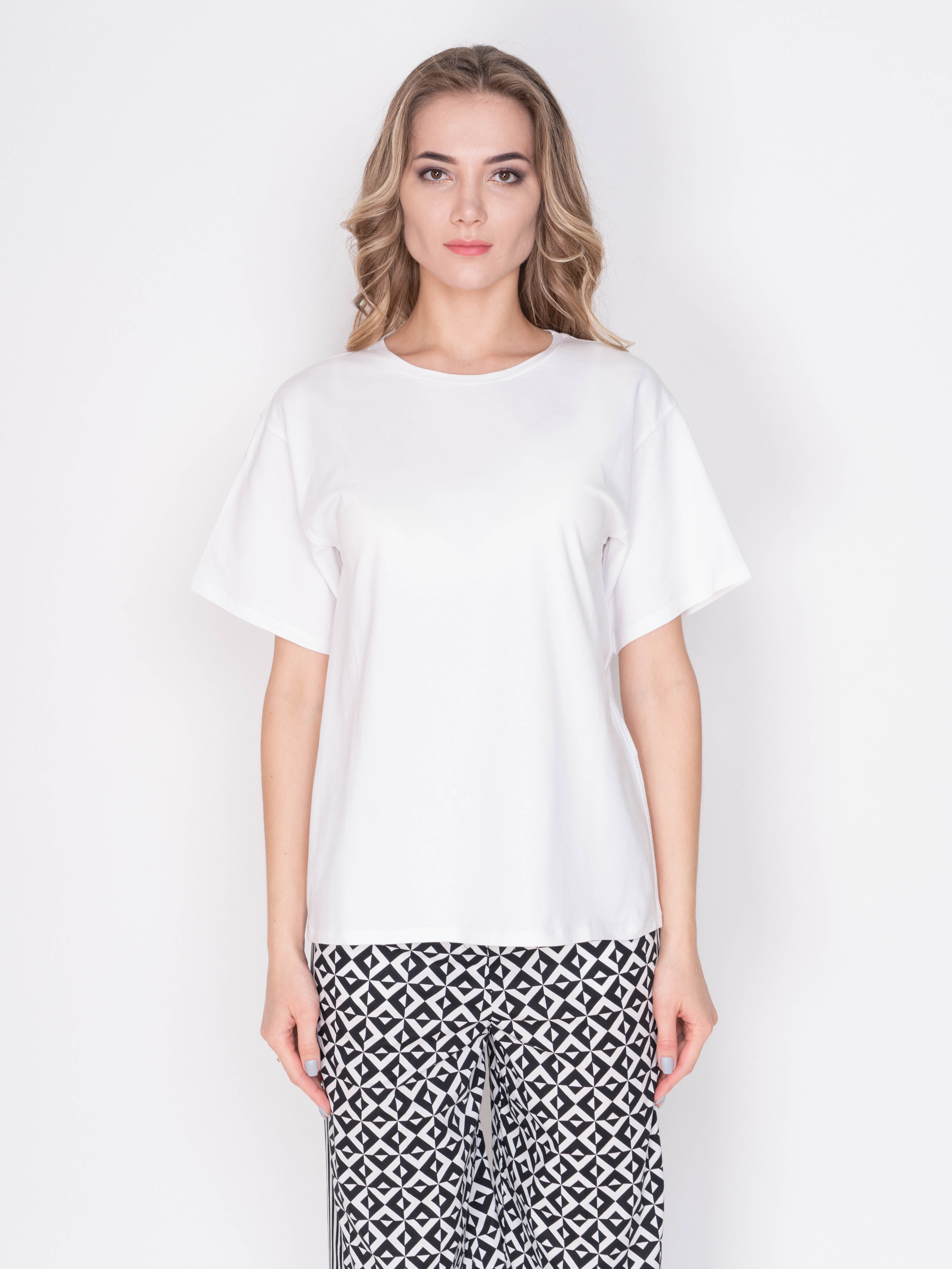 39710394 AMEDEO/19-01 Футболка MARELLA