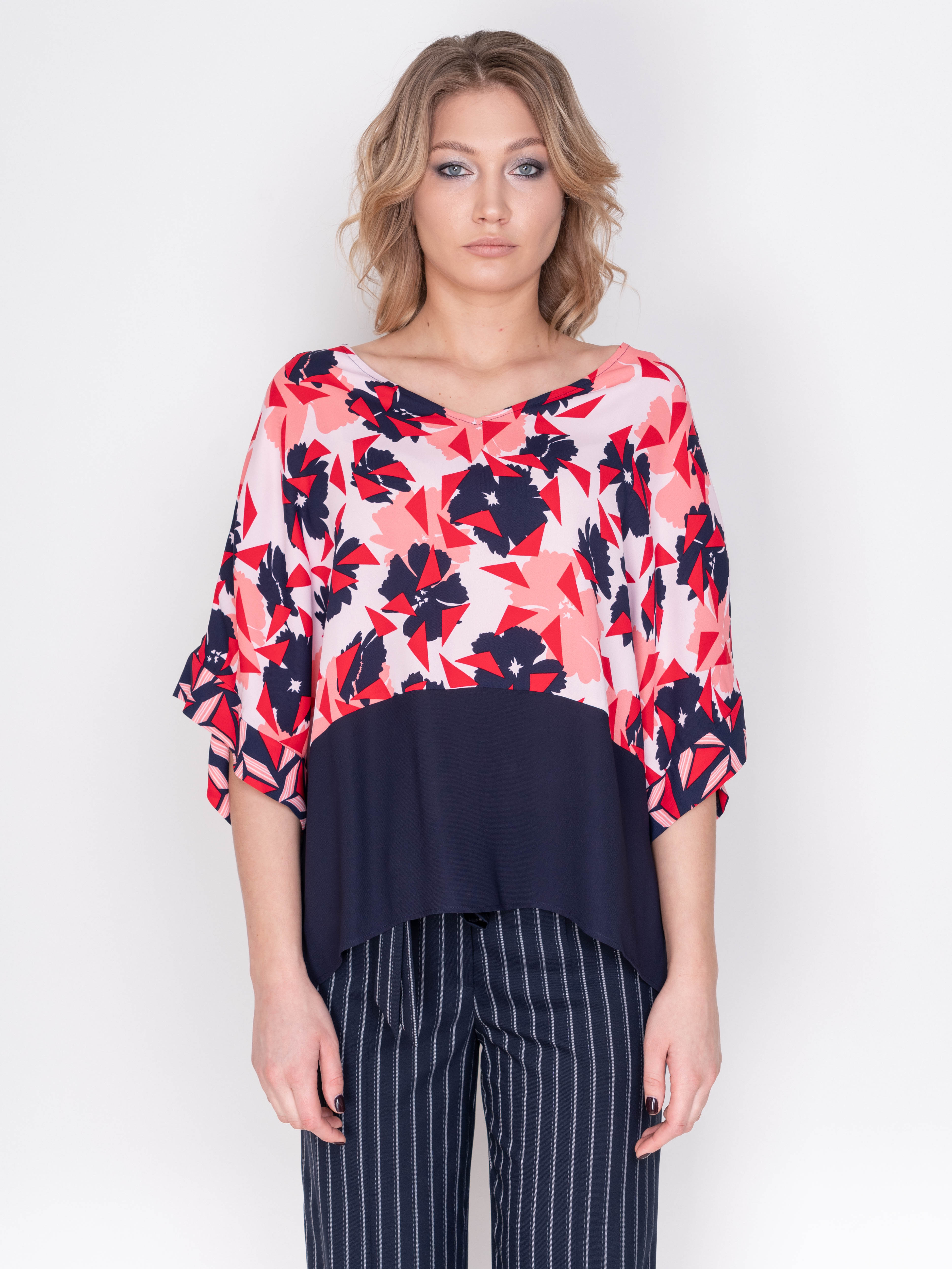 Э51018/19-01 Блуза Laurel