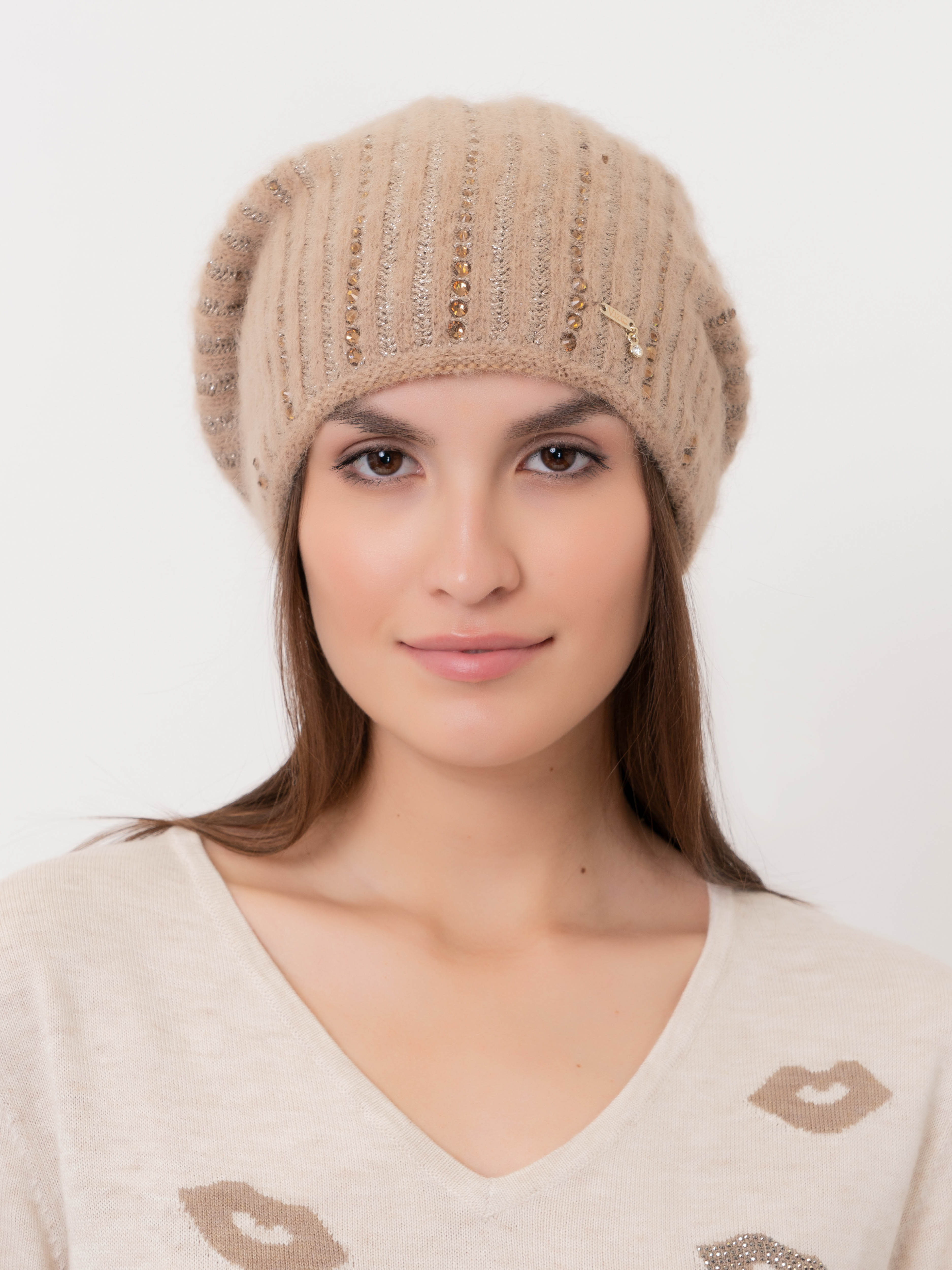 ЭS76700 B/20-2 Берет Vizio