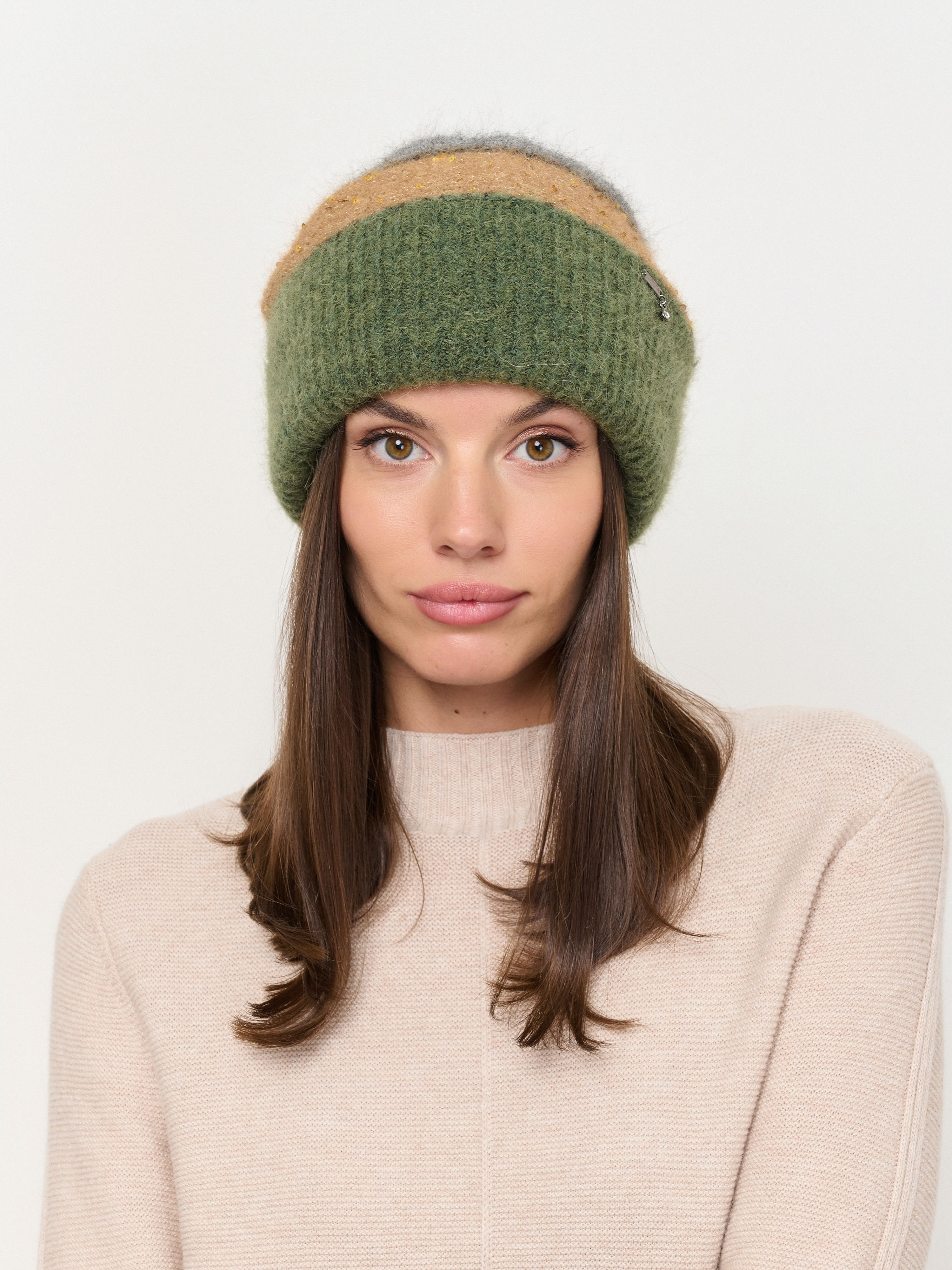 ЭSS1333CRY/24-02 Шапка Vizio