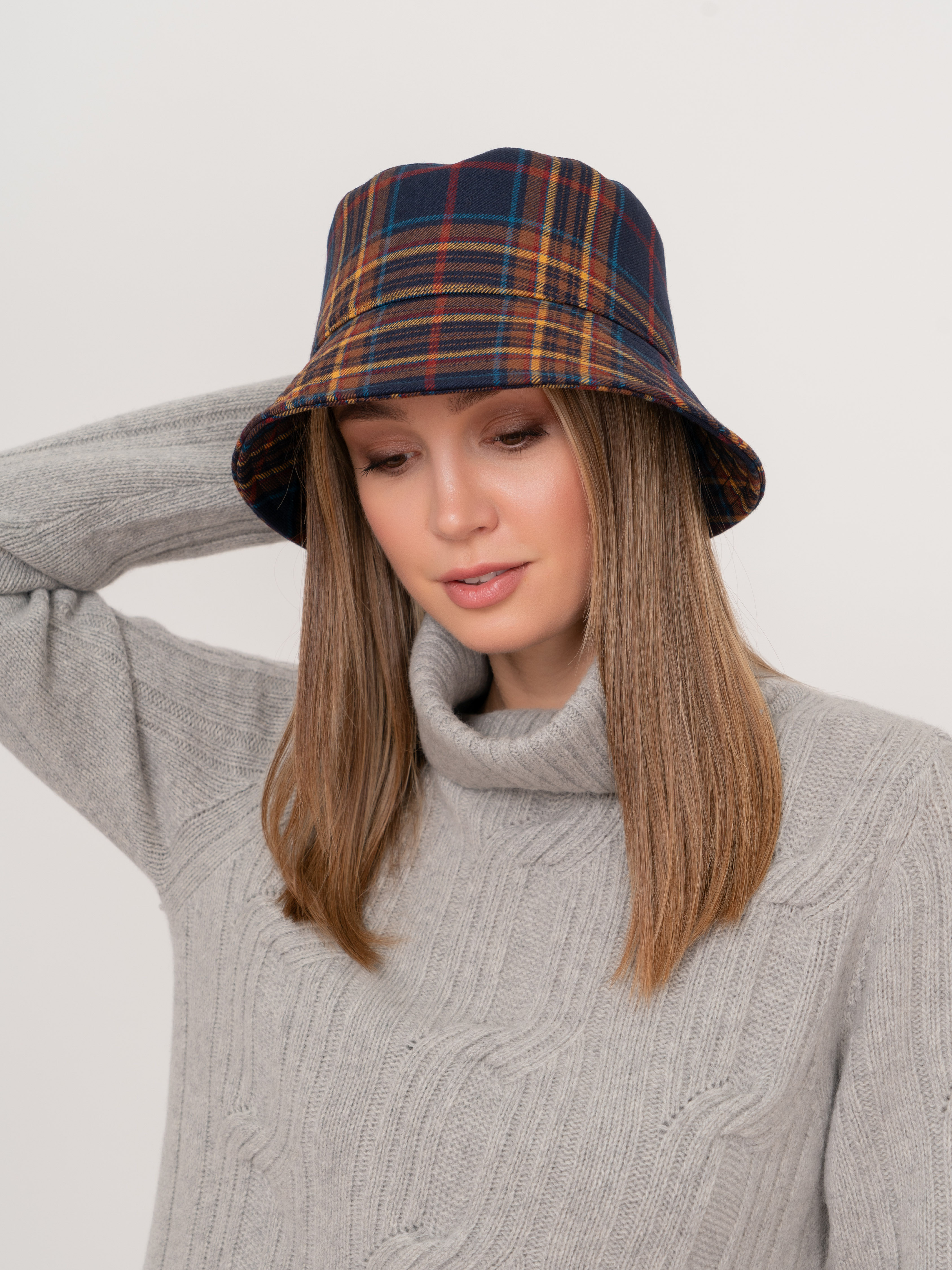 ЭREBECCA-3646/21-02 Шляпа Luisa Spagnoli