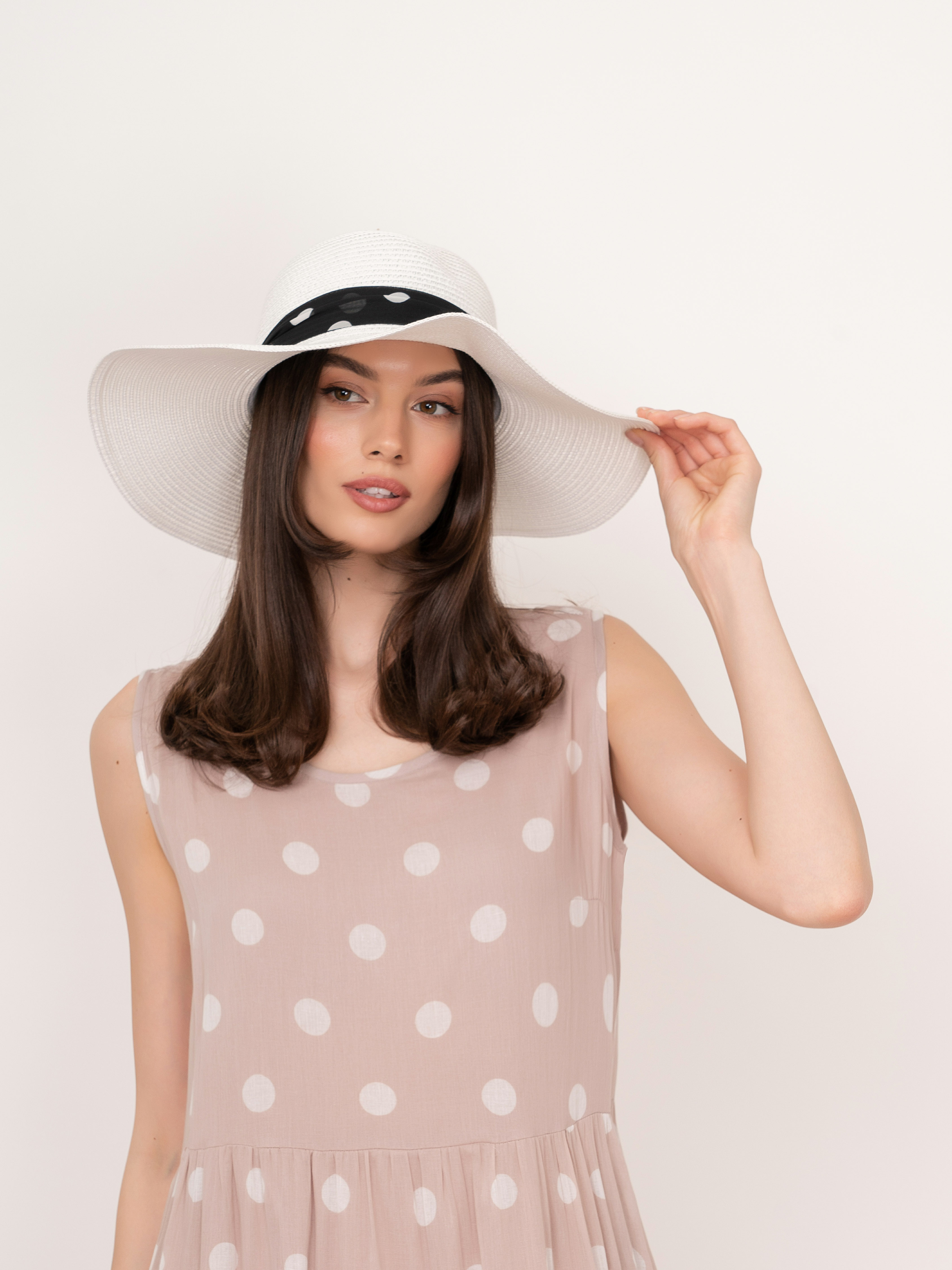 ЭP12-4.2/22-01 Шляпа A.Fabretti