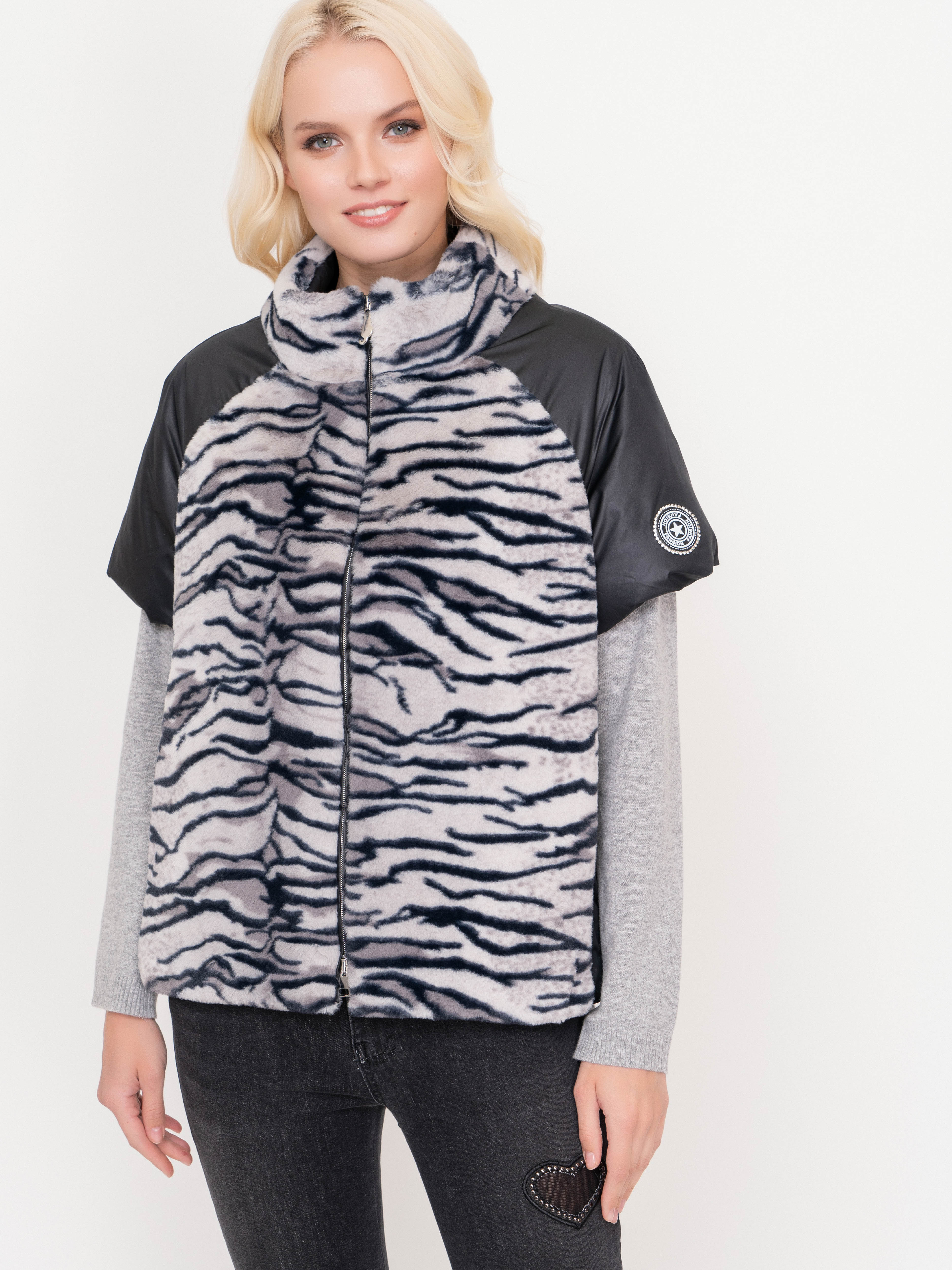 Э20D506/20-02 Жилет Donne da Sogno