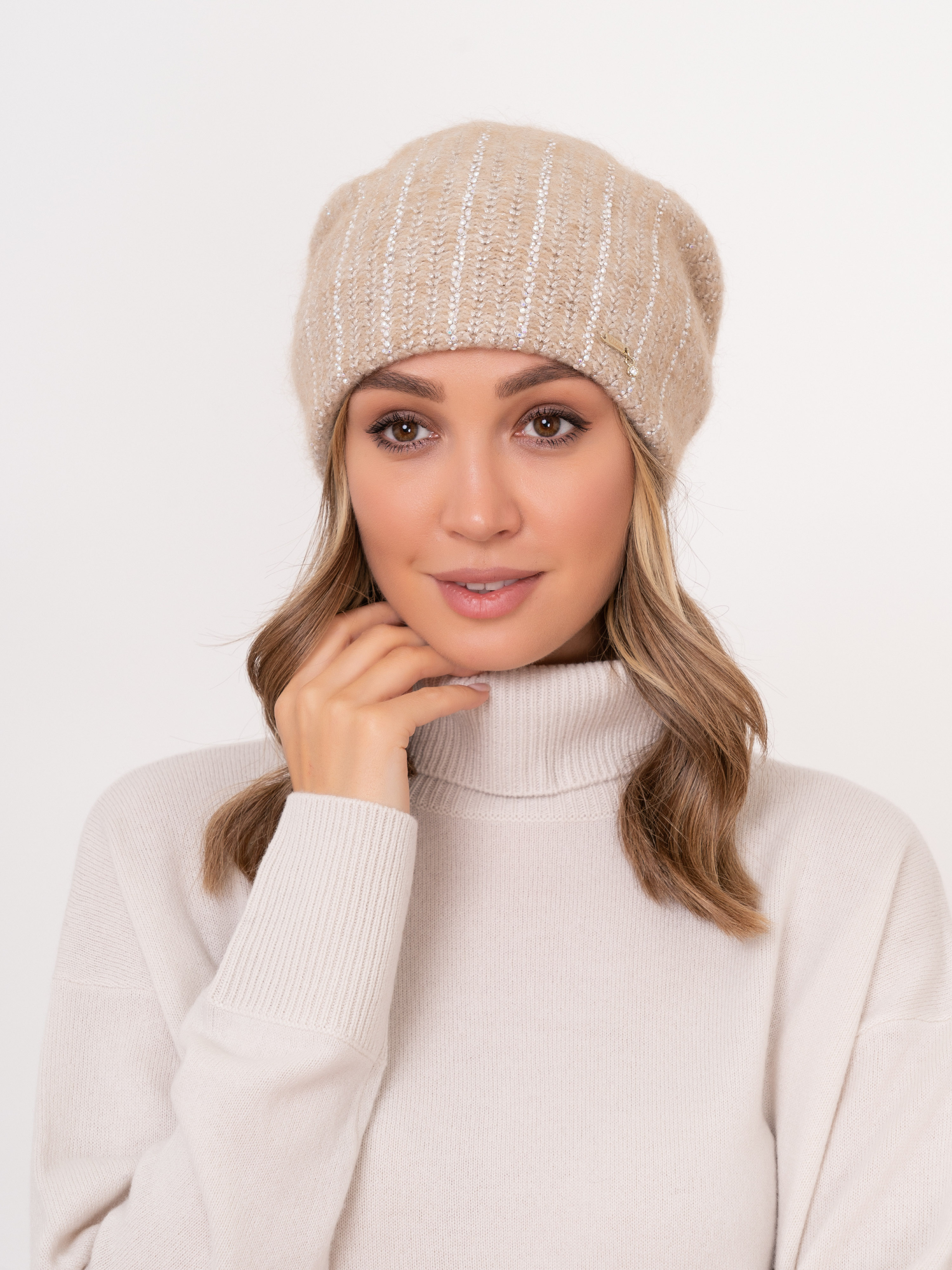 Э6950 B/21-02 Берет Vizio