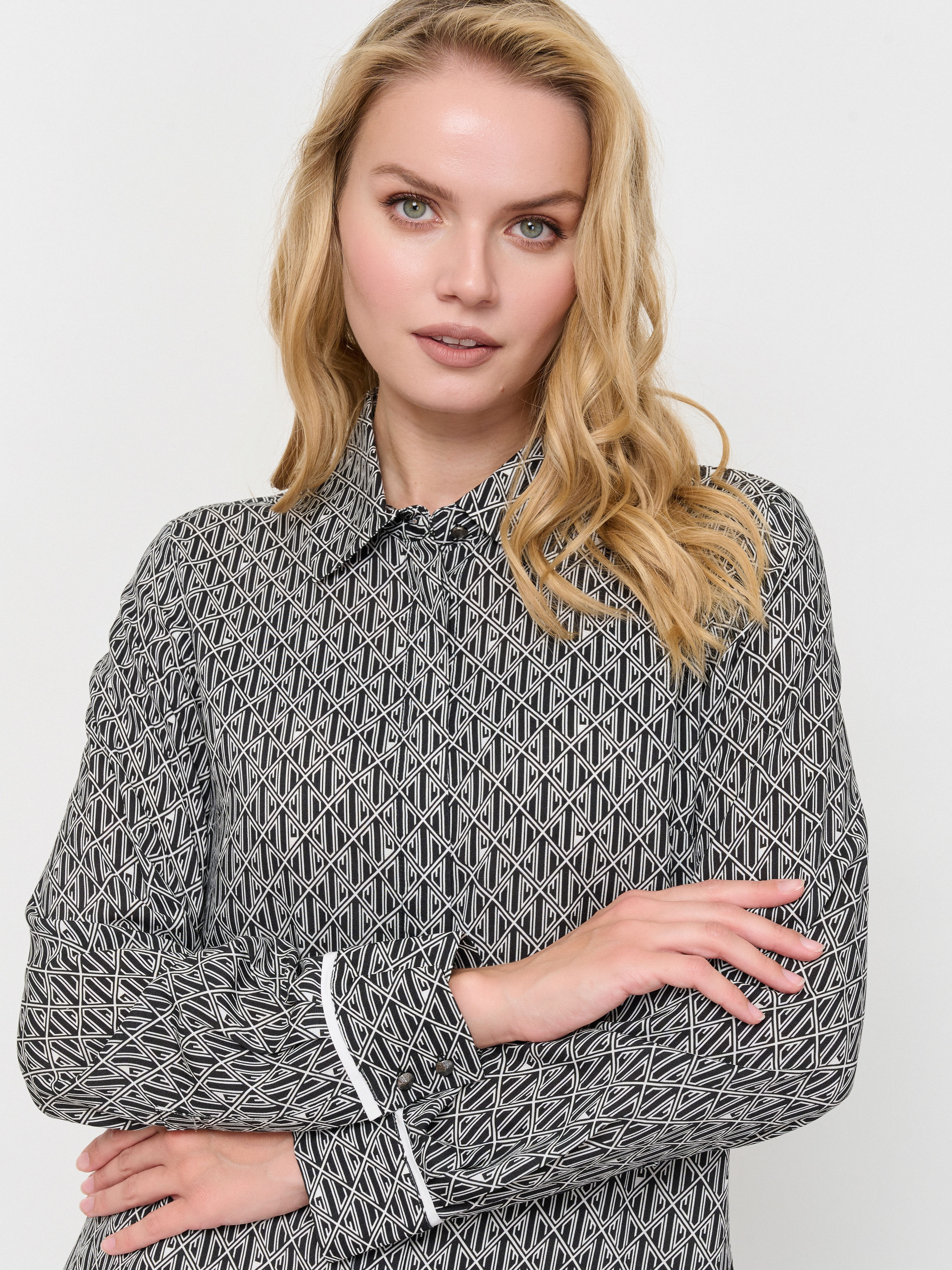 Э142145/1027/м/24-02 Блуза Unq