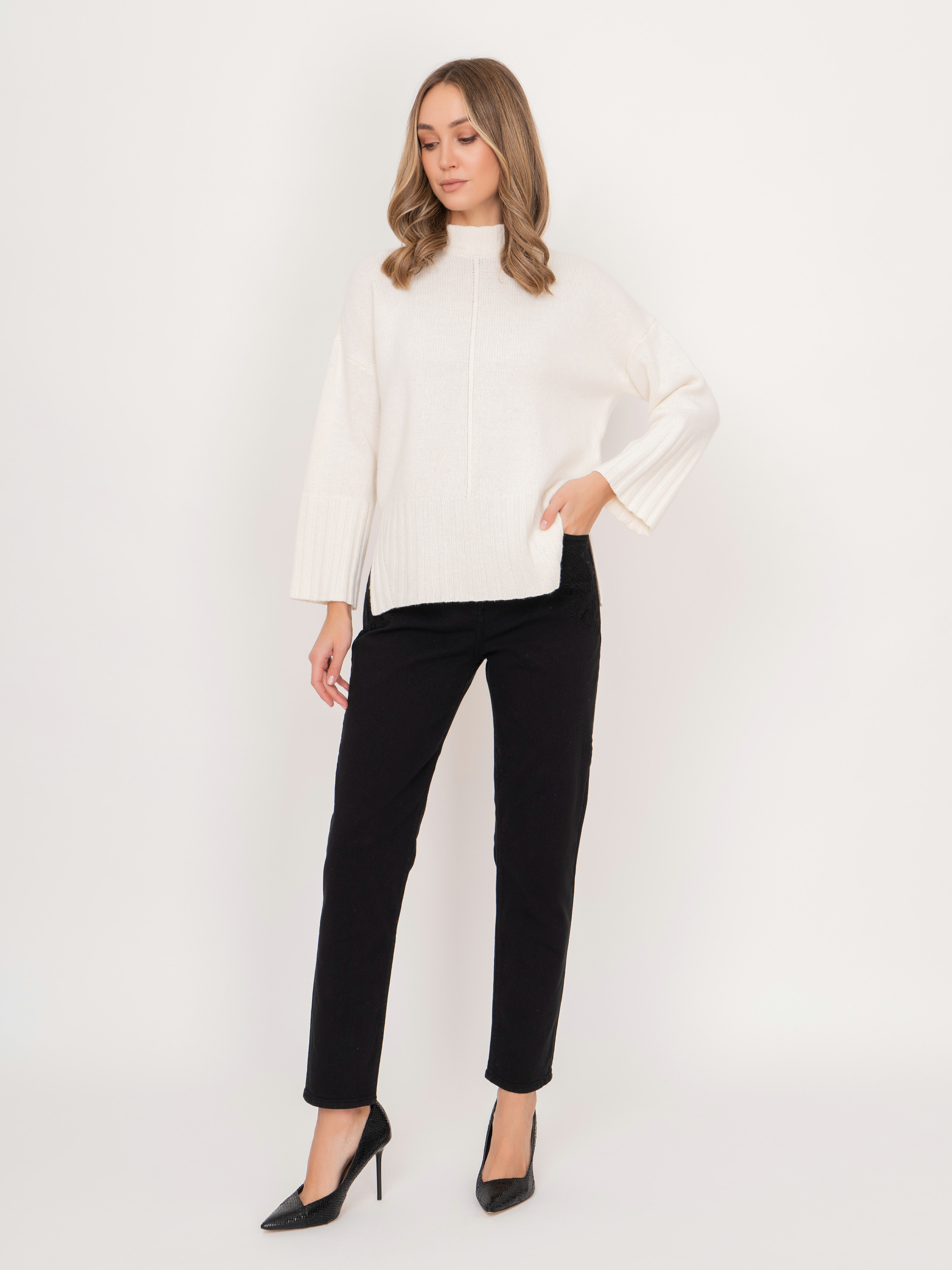 ЭOVINDOLI/22-02 Брюки джинсовые Luisa Spagnoli