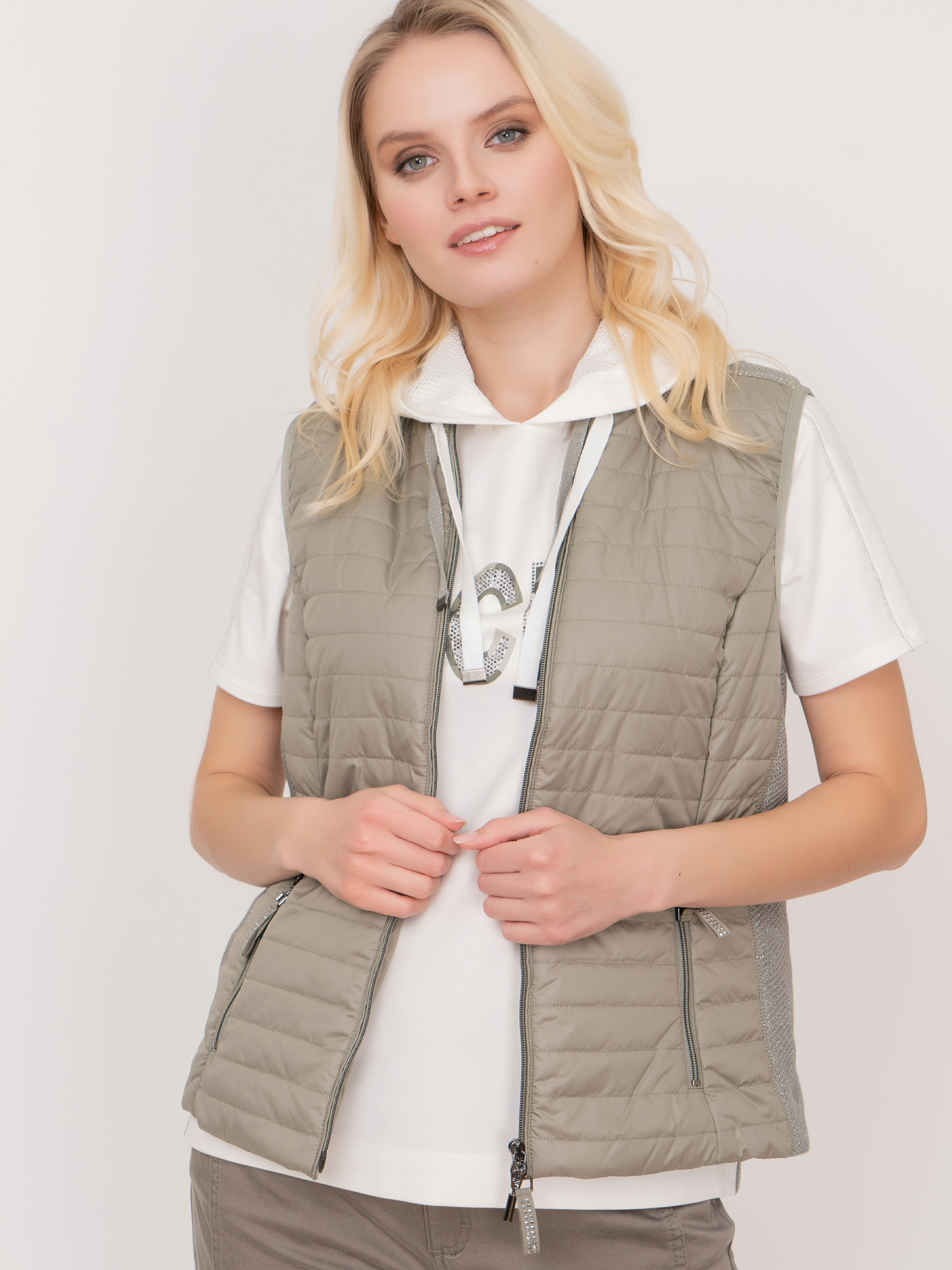 Э48-112870/м/22-01 Жилет Rabe