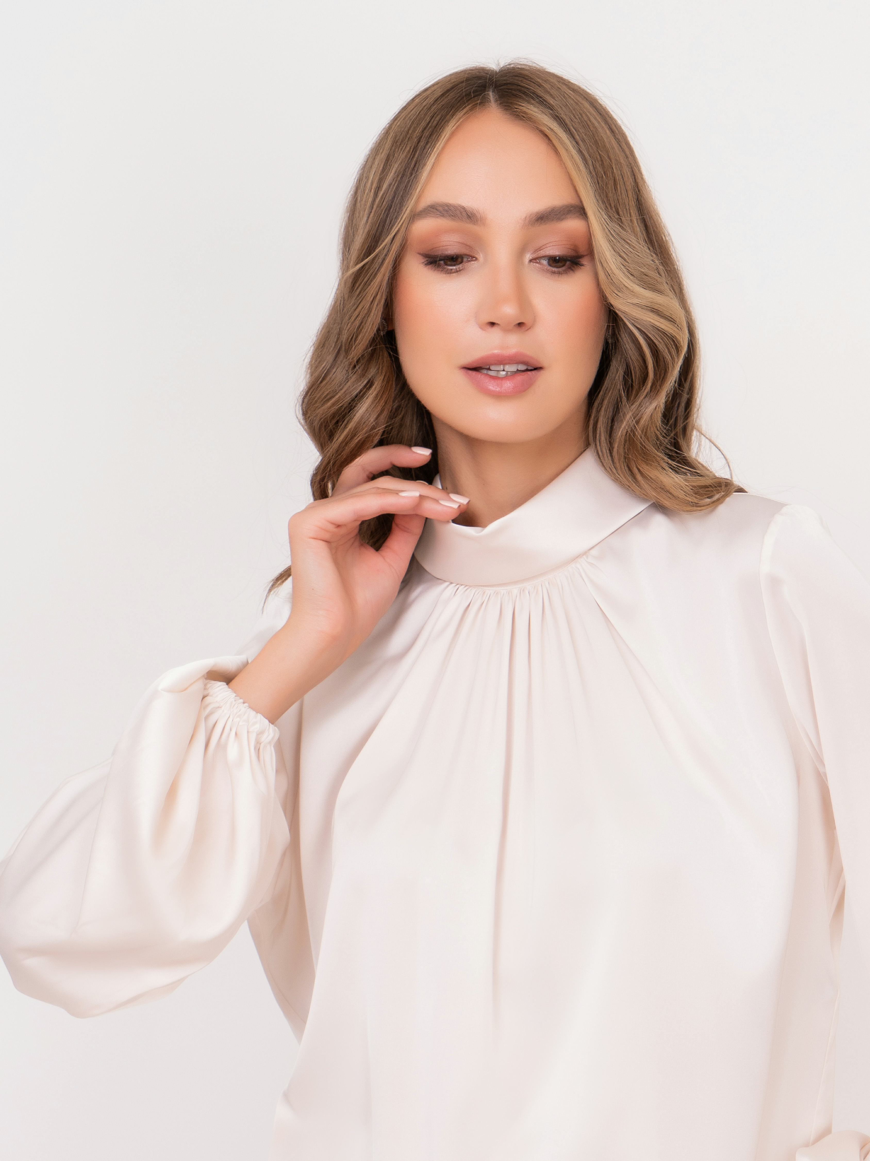 Э53531/21-02 Блуза D.Exterior