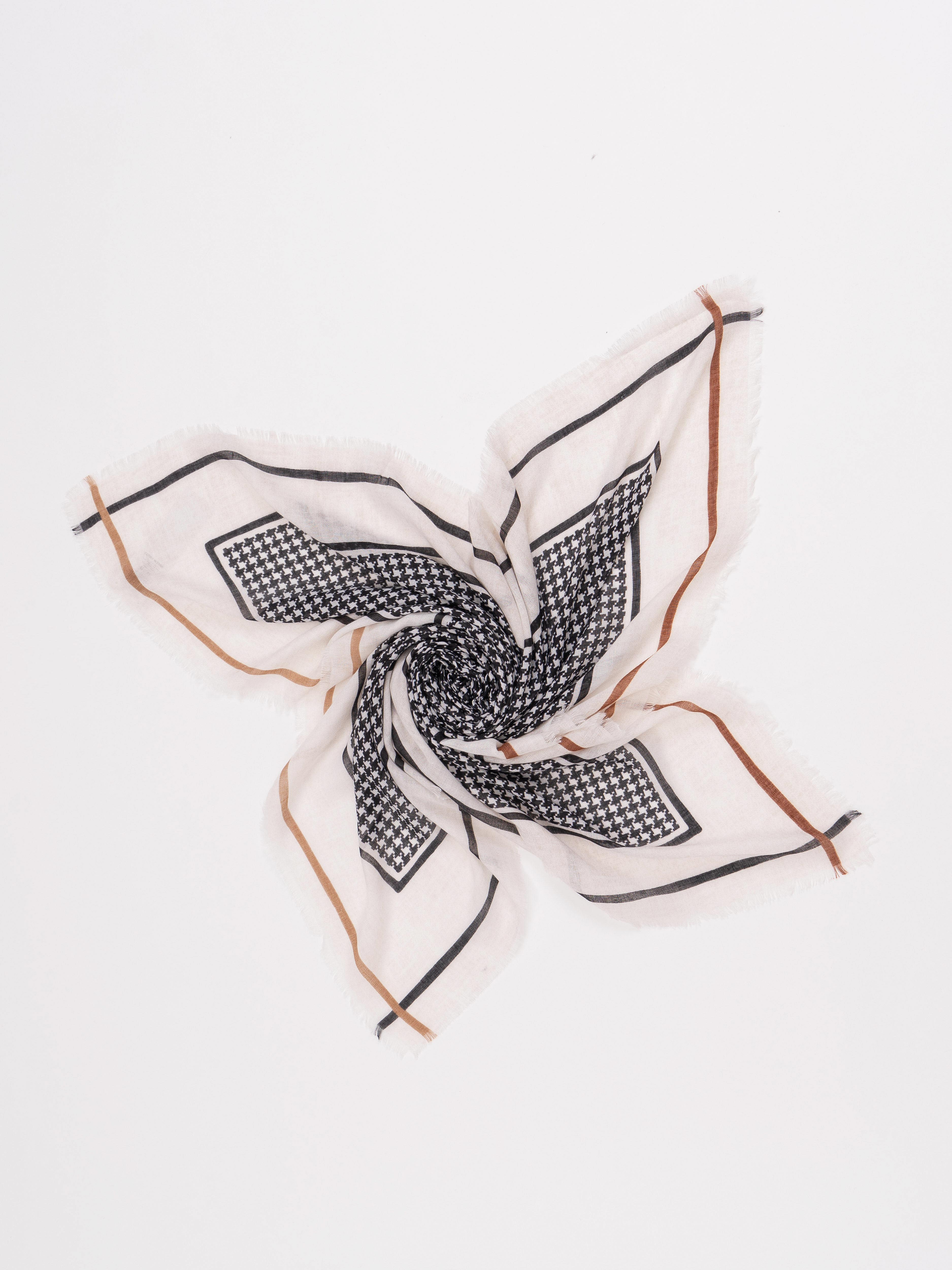 Э400017-72017/20-02 Платок Gerry Weber