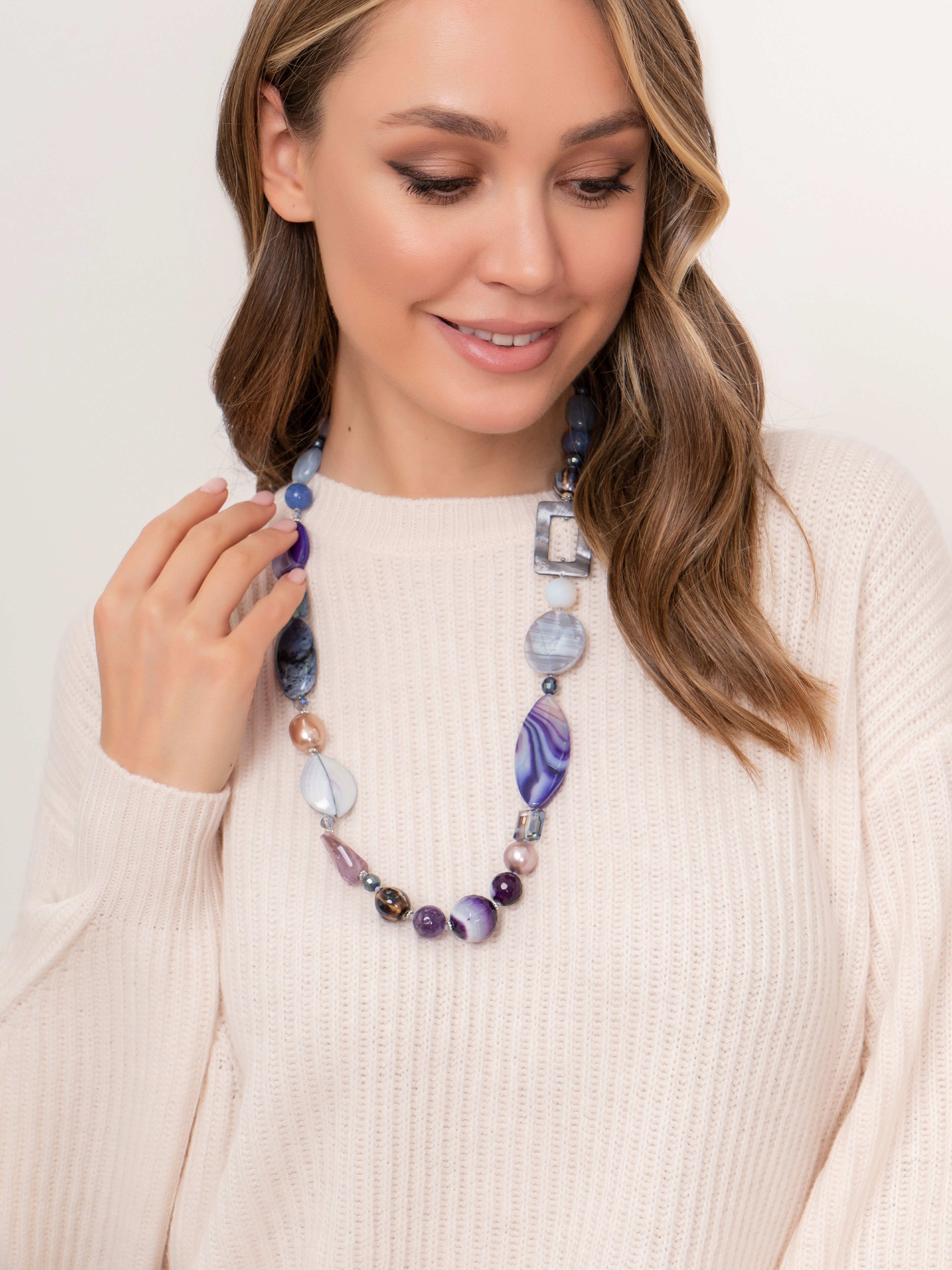 358039/21-02 Бусы Терем Зимы ср. Ярославна