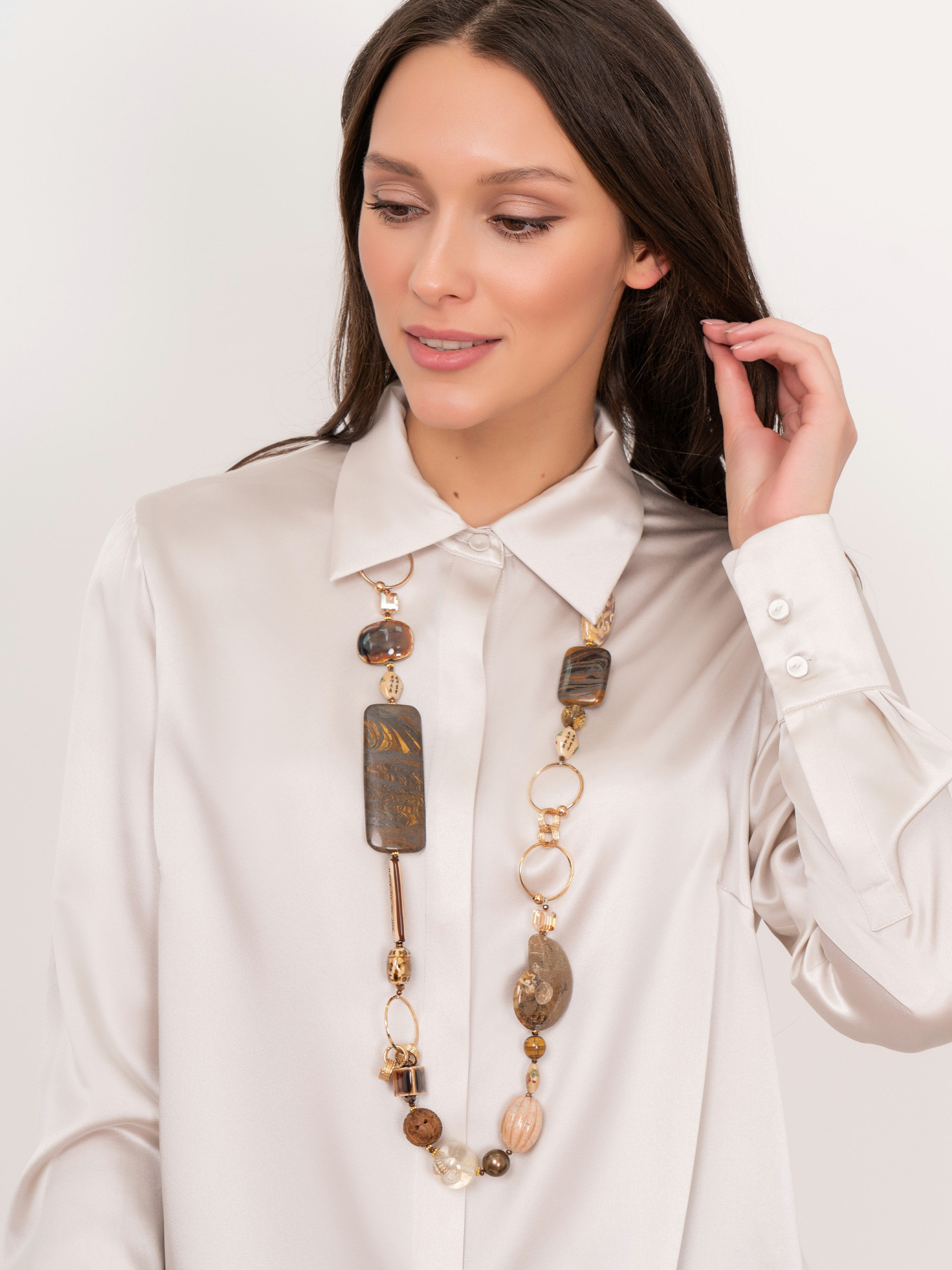 337652/21-02 Бусы Символ вечности дл. Ярославна