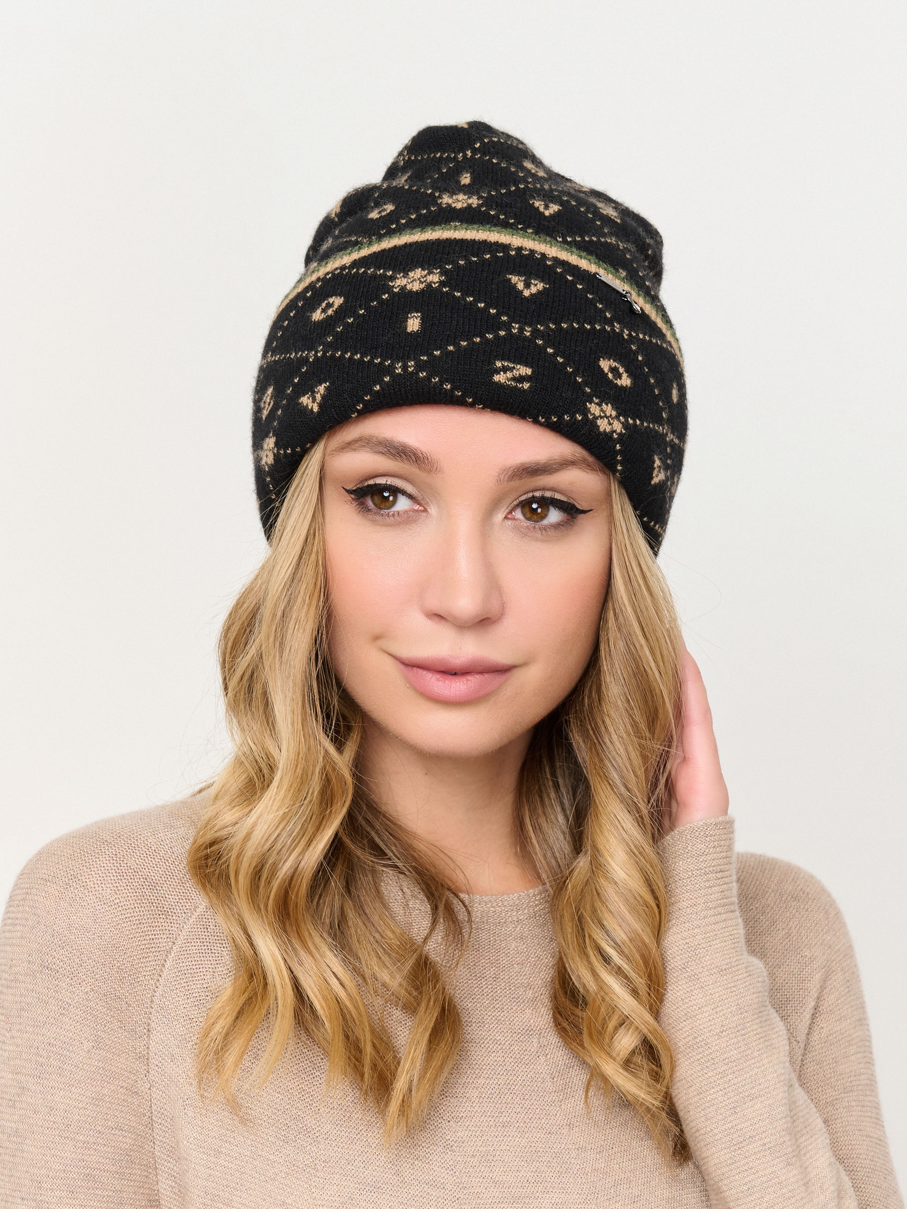 ЭSS1391CRY/24-02 Шапка Vizio