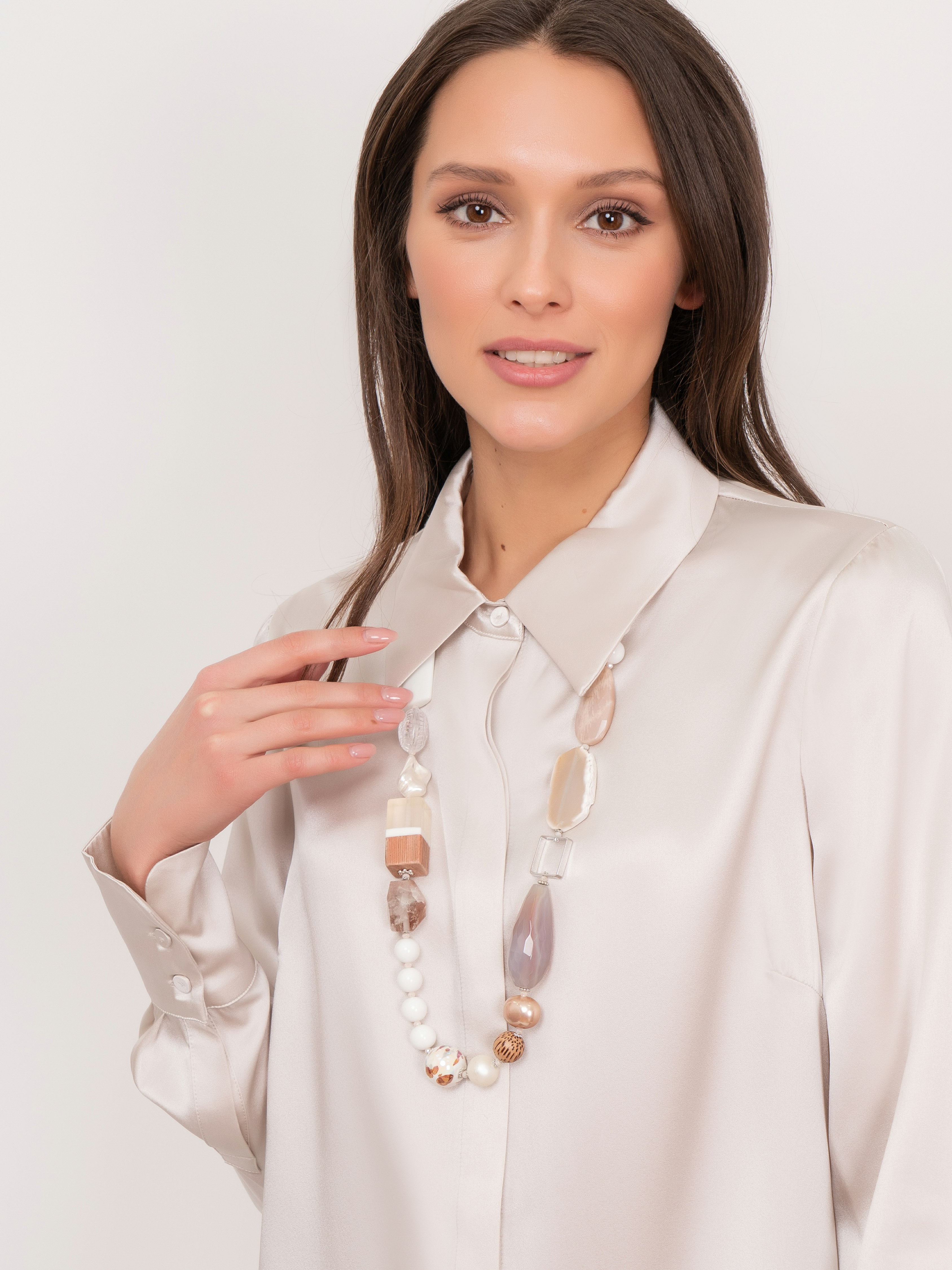 364764/21-02 Бусы Остров Белой зари ср. Ярославна