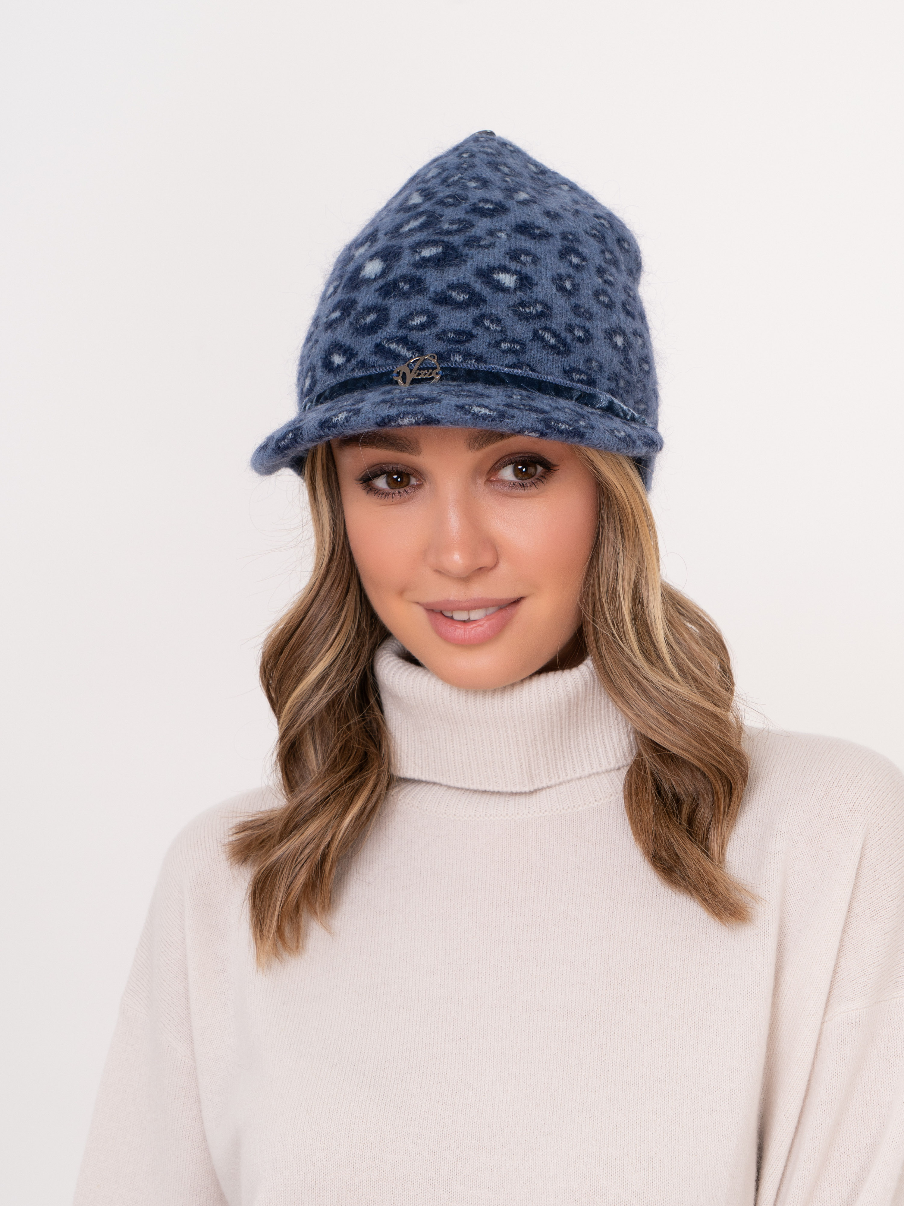 Э6936 VYK/21-02 Шапка Vizio