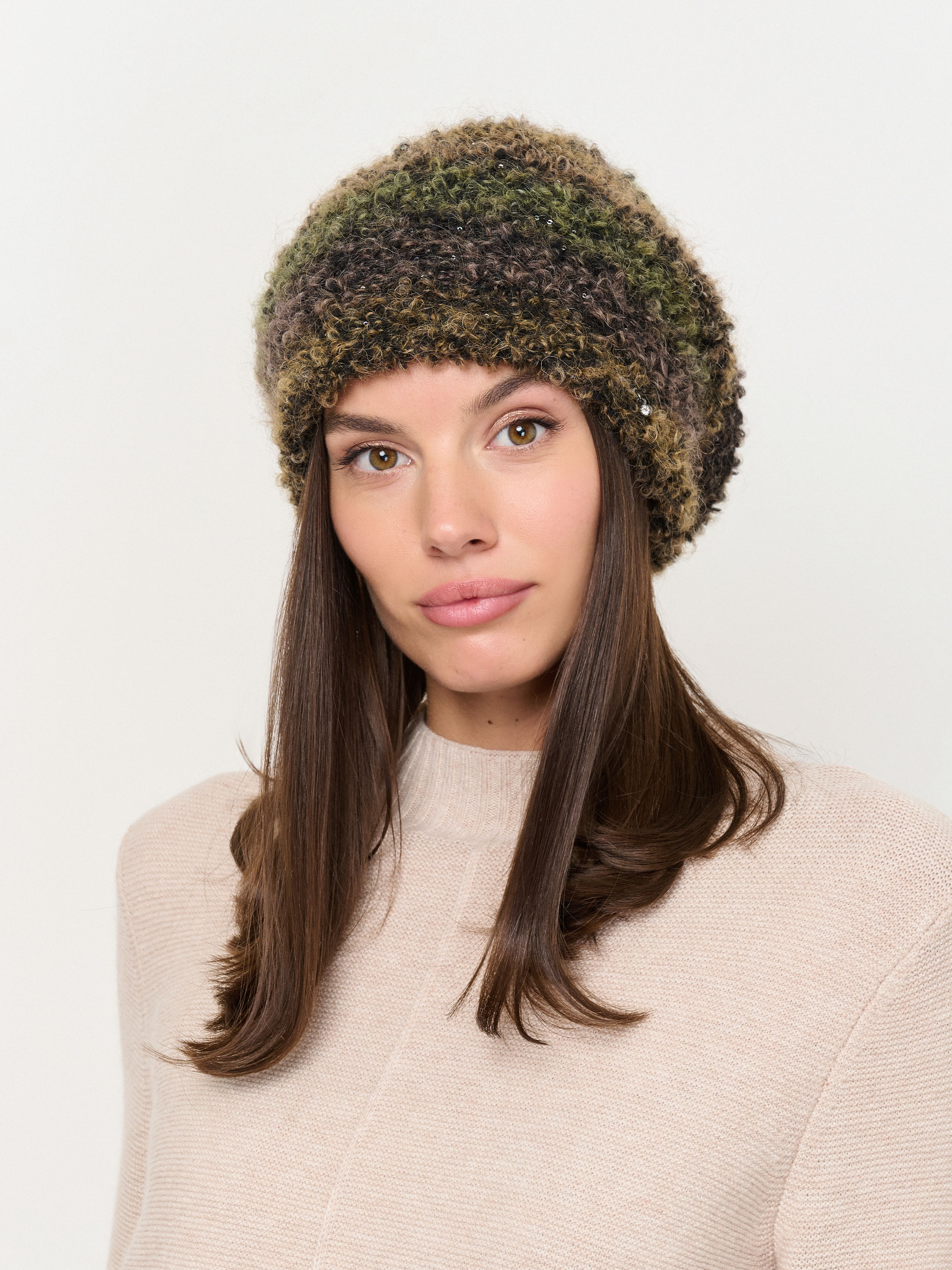 ЭSS1315B/24-02 Берет Vizio