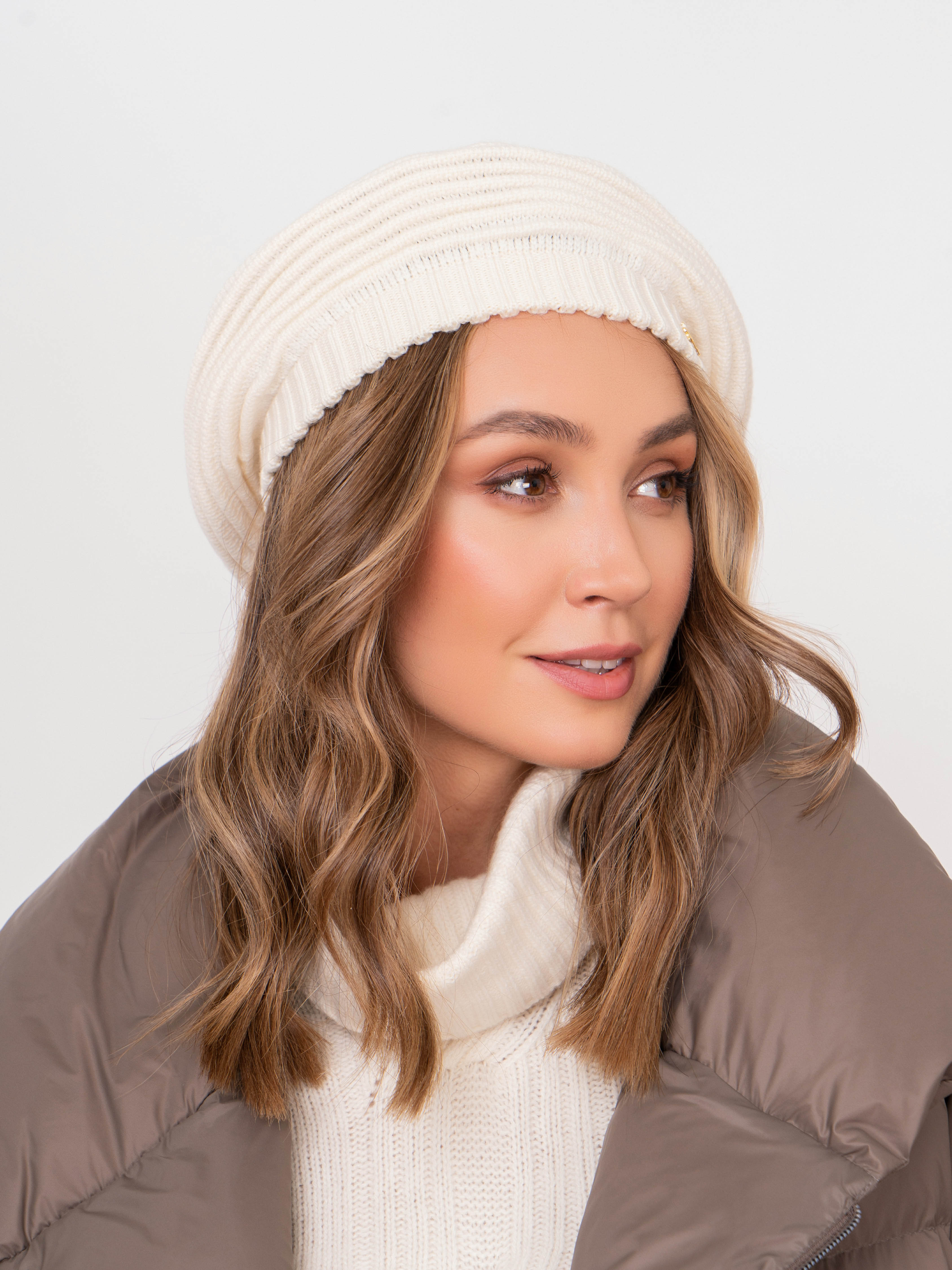 ЭMILLIMETRO/21-02 Берет Luisa Spagnoli