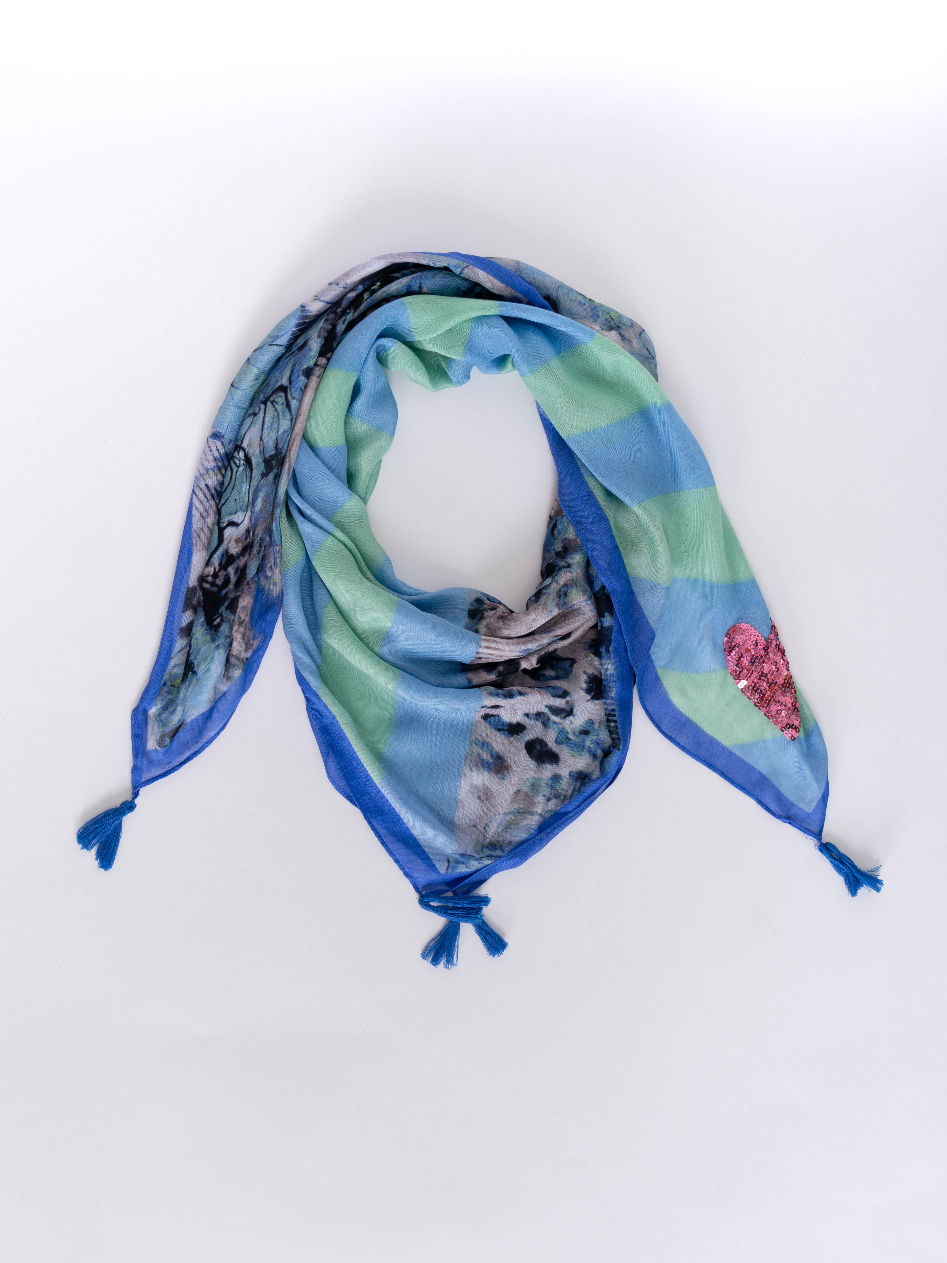 Э4008/2258/19-01 Палантин Betty Barclay