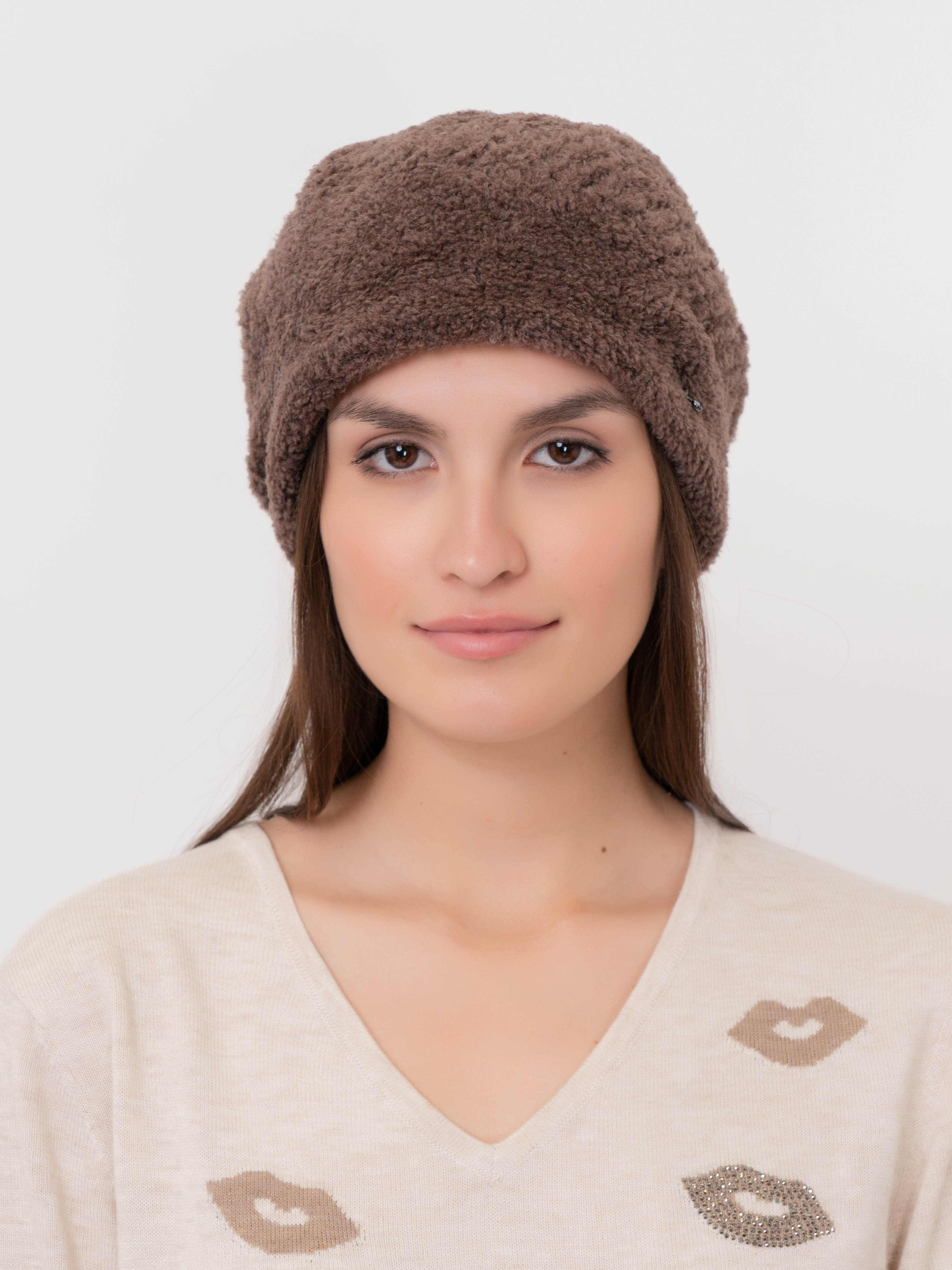 ЭSS6753 B/20-2 Берет Vizio