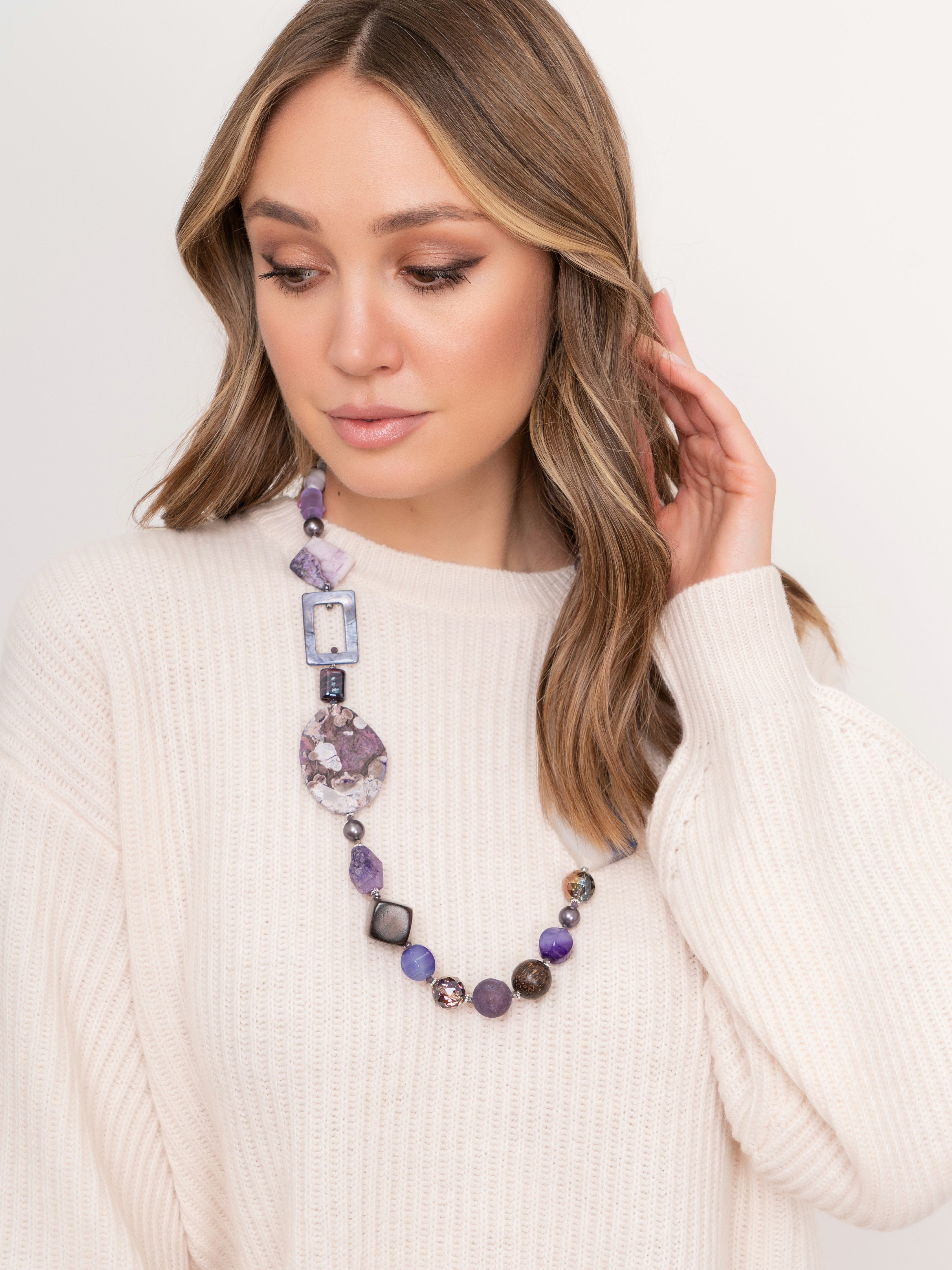 359654/21-02 Бусы В сиреневом тумане ср. Ярославна