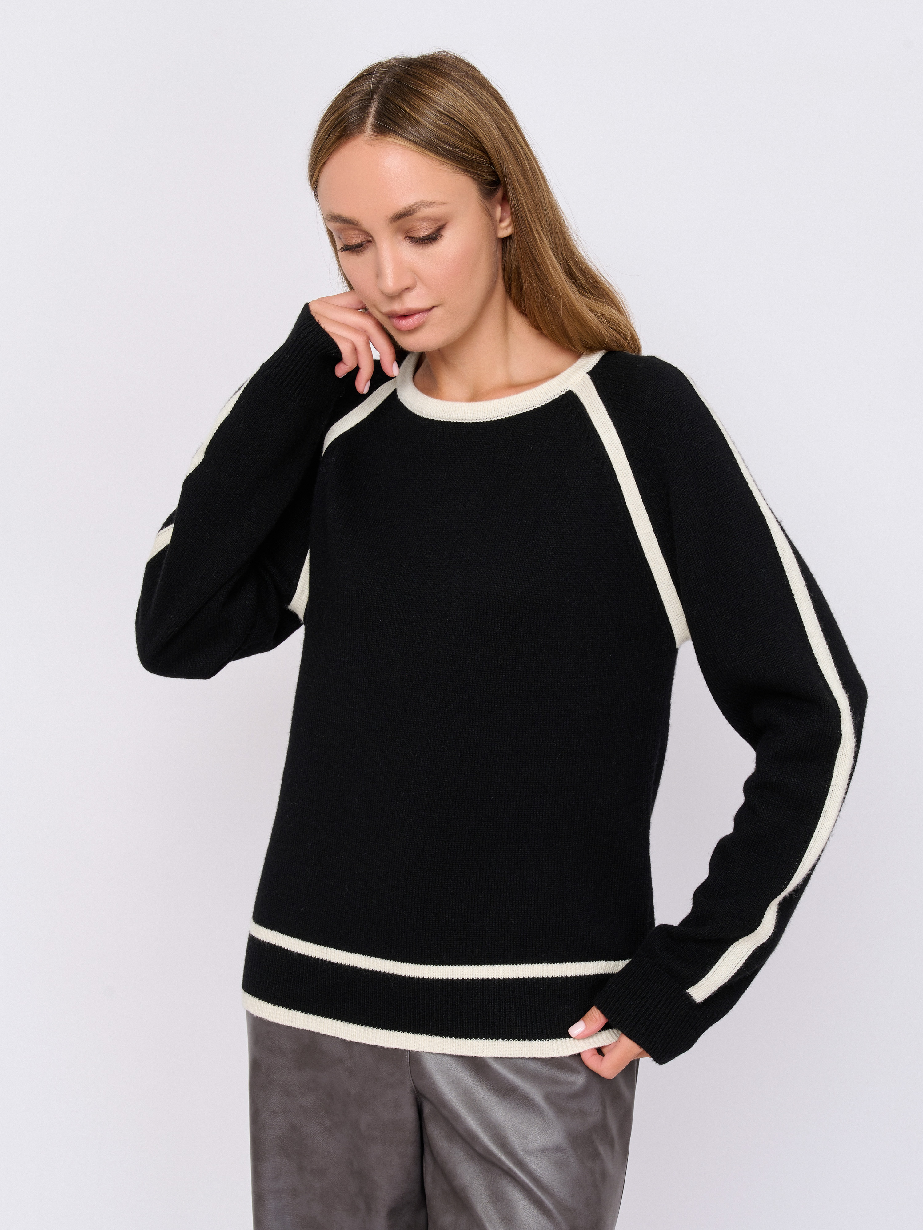 Э852183/220017/м/25-02 Джемпер Unq