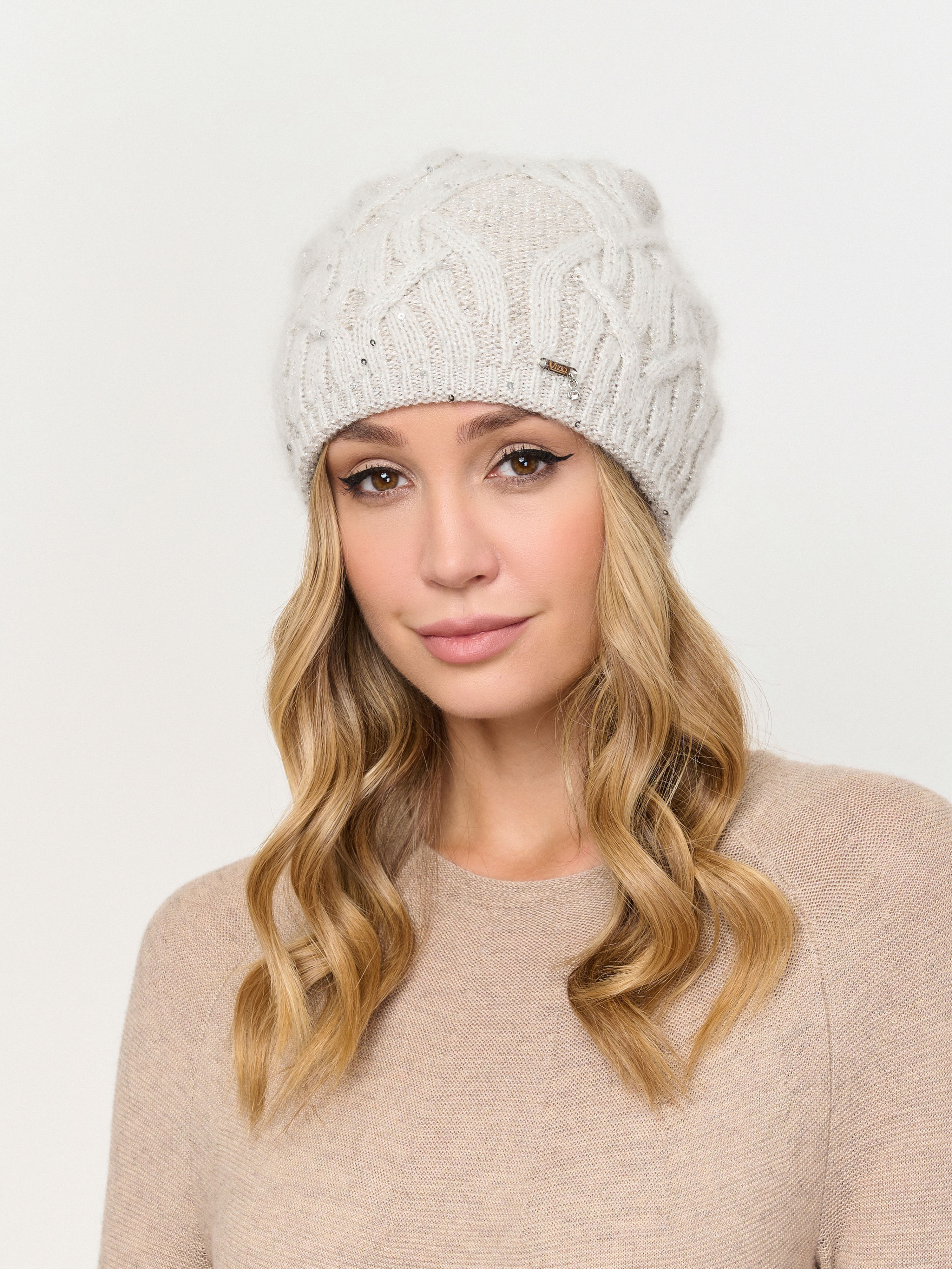 ЭSS1363B/24-02 Берет Vizio