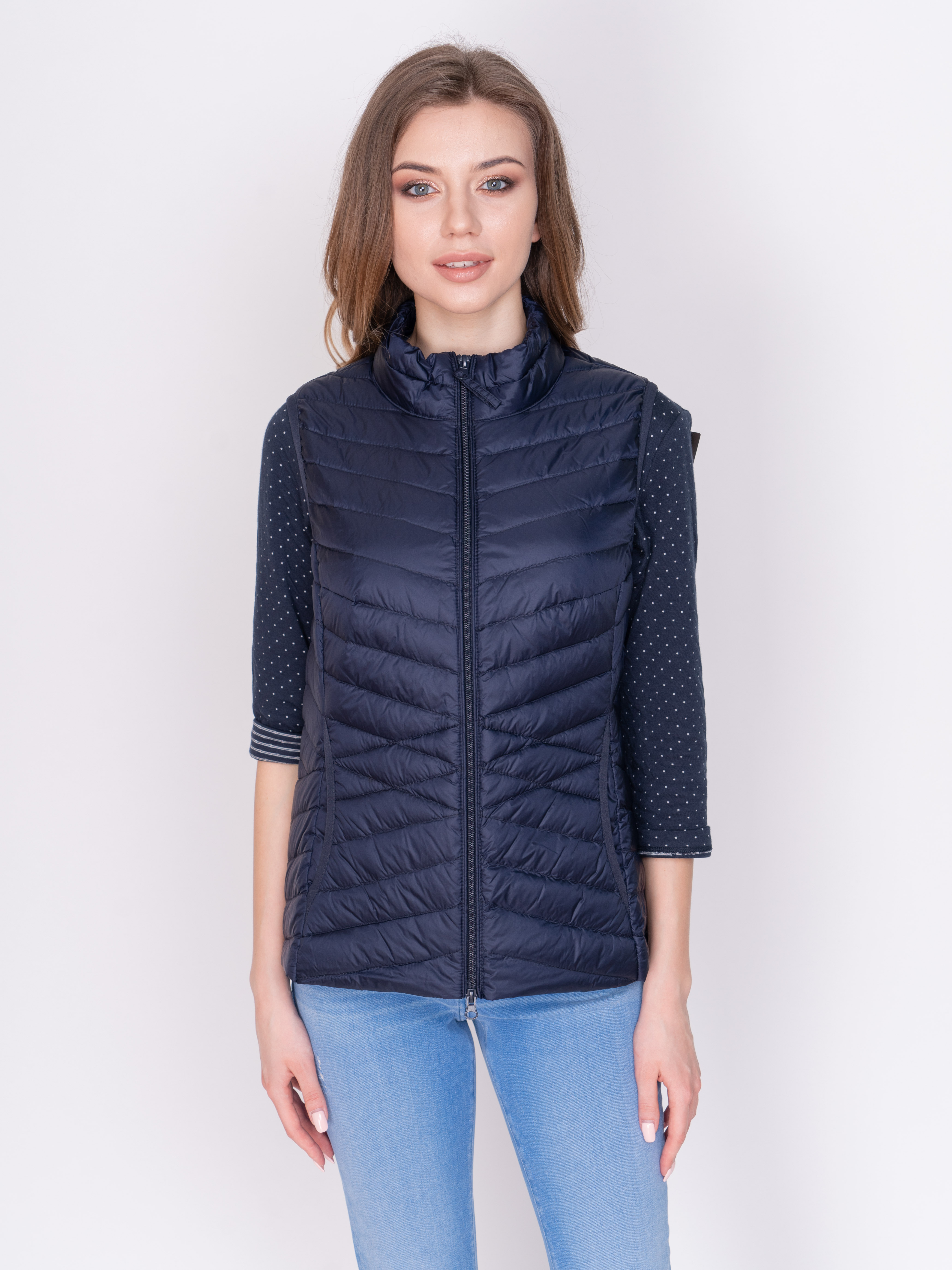 Э5301/2411/19-01 Жилет (пуховик) Betty Barclay