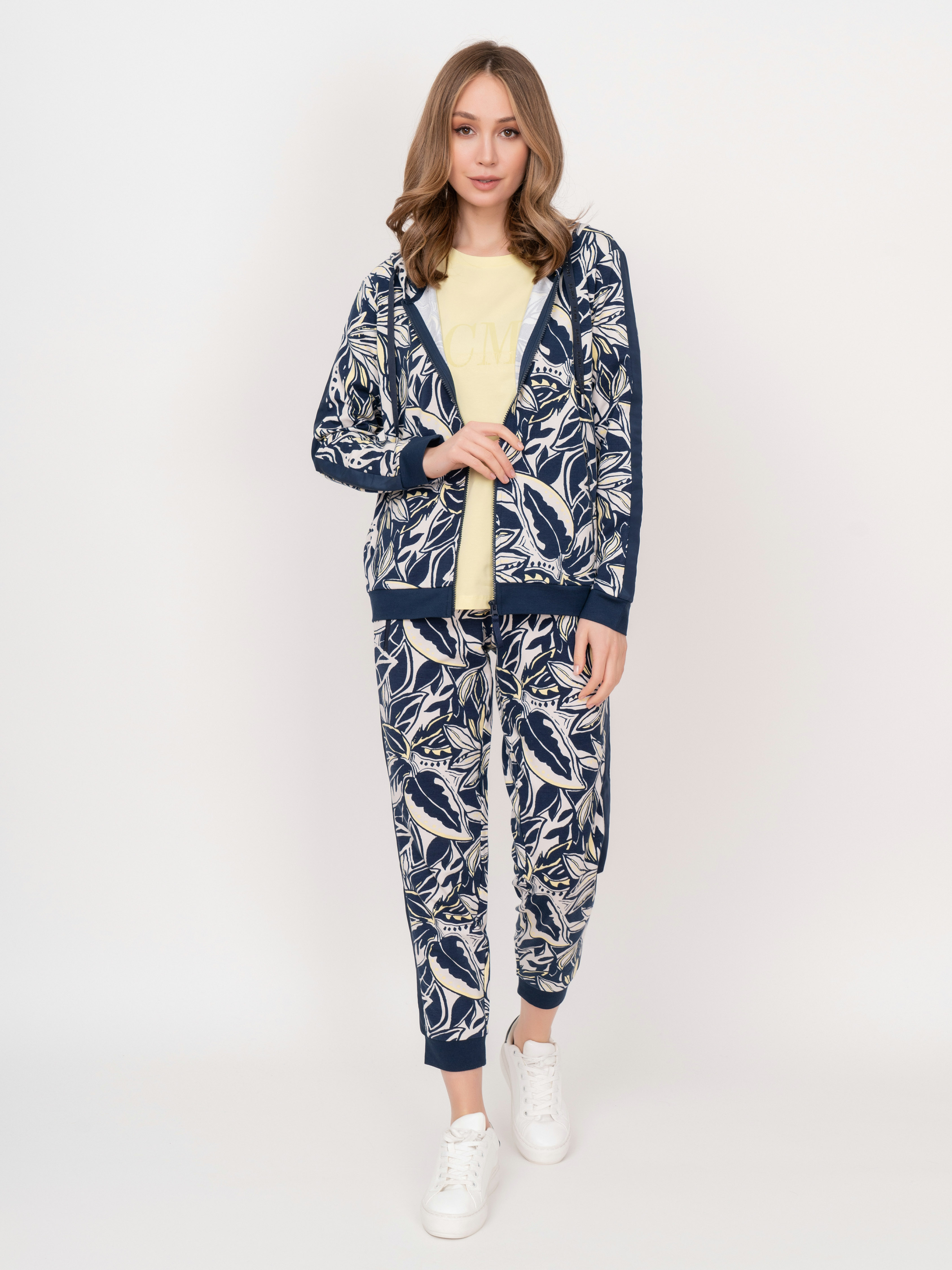 Э615220/22-01 Джемпер (толстовка) Lecomte