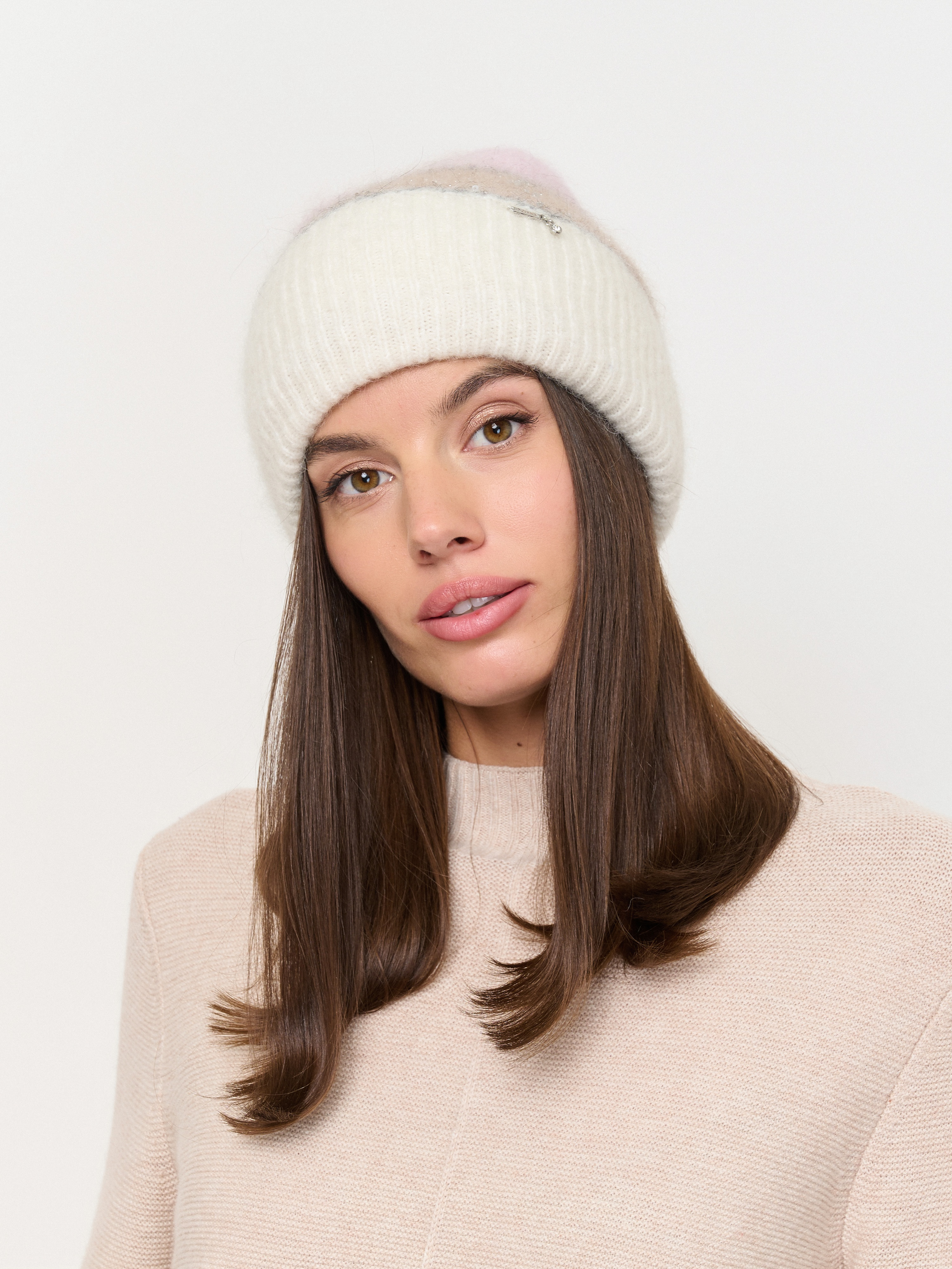 ЭSS1333CRY/24-02 Шапка Vizio