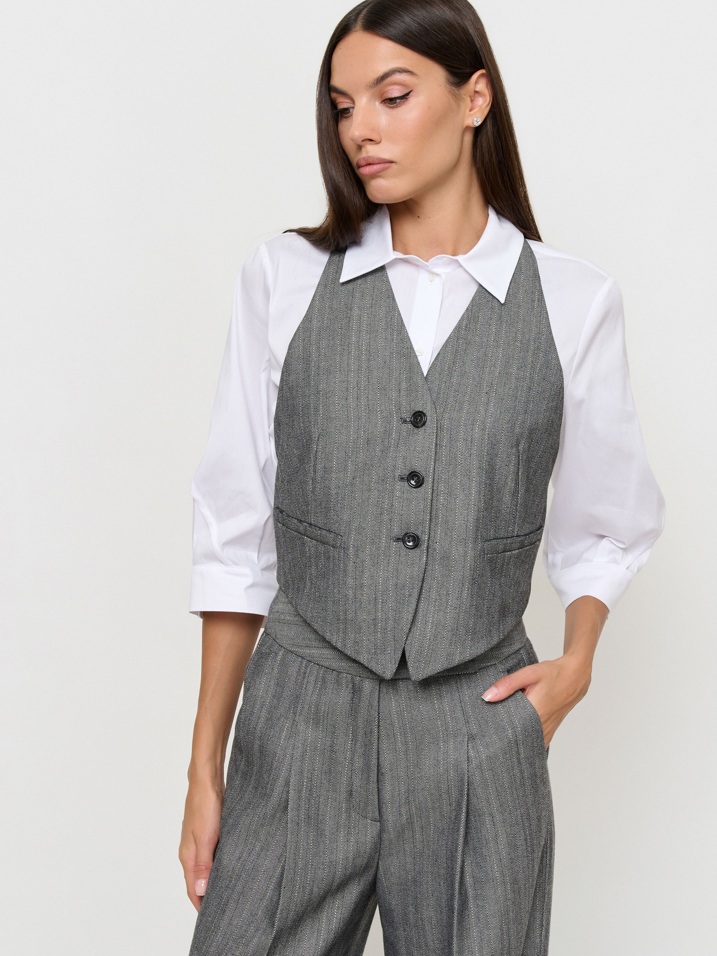 Э408424/3654/м/24-02 Жилет Luisa Cerano