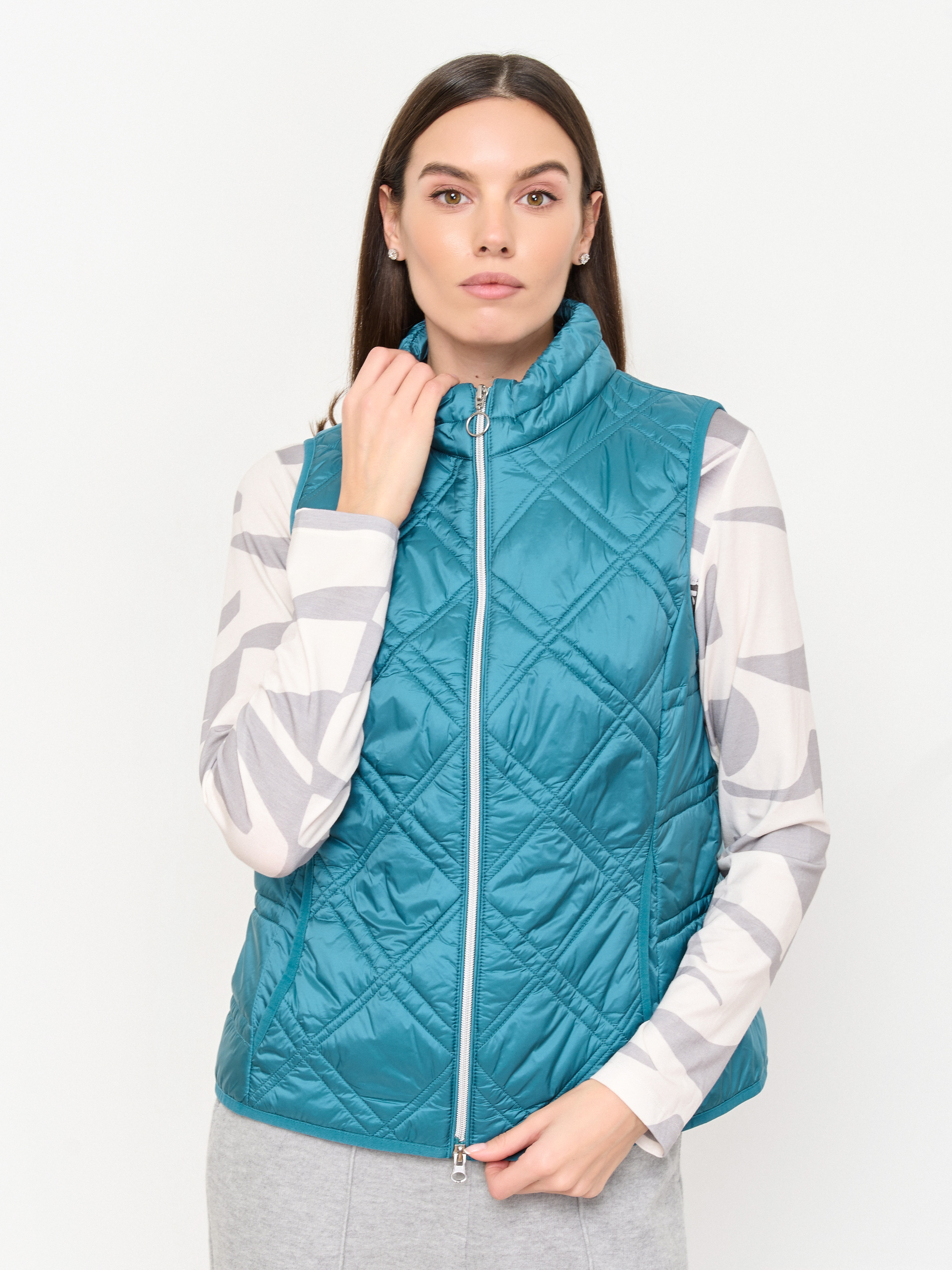 Э7220/1040/м/24-02 Жилет утепленный Betty Barclay