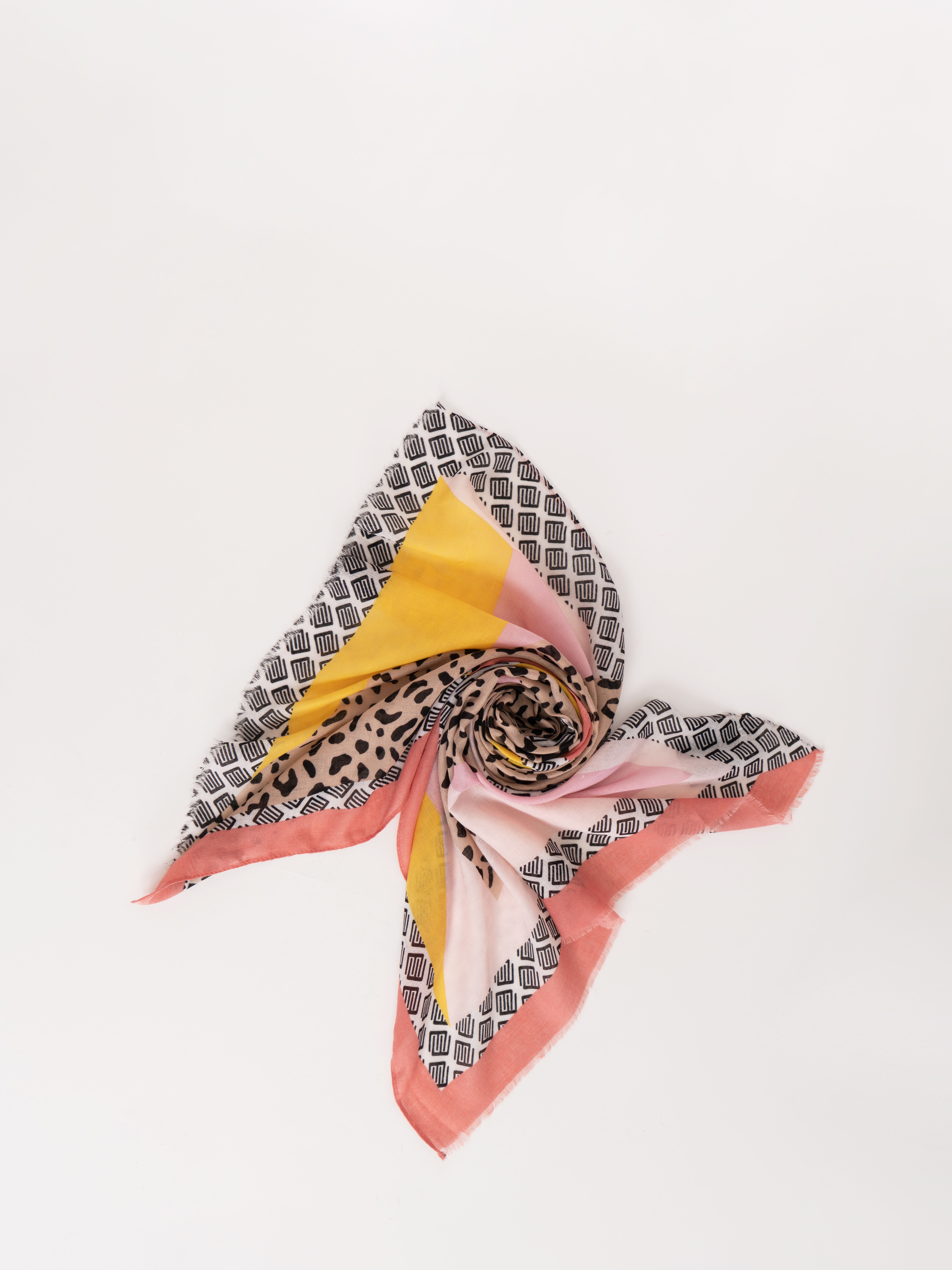 ЭMES223701-5/22-01 Шарф A.Fabretti