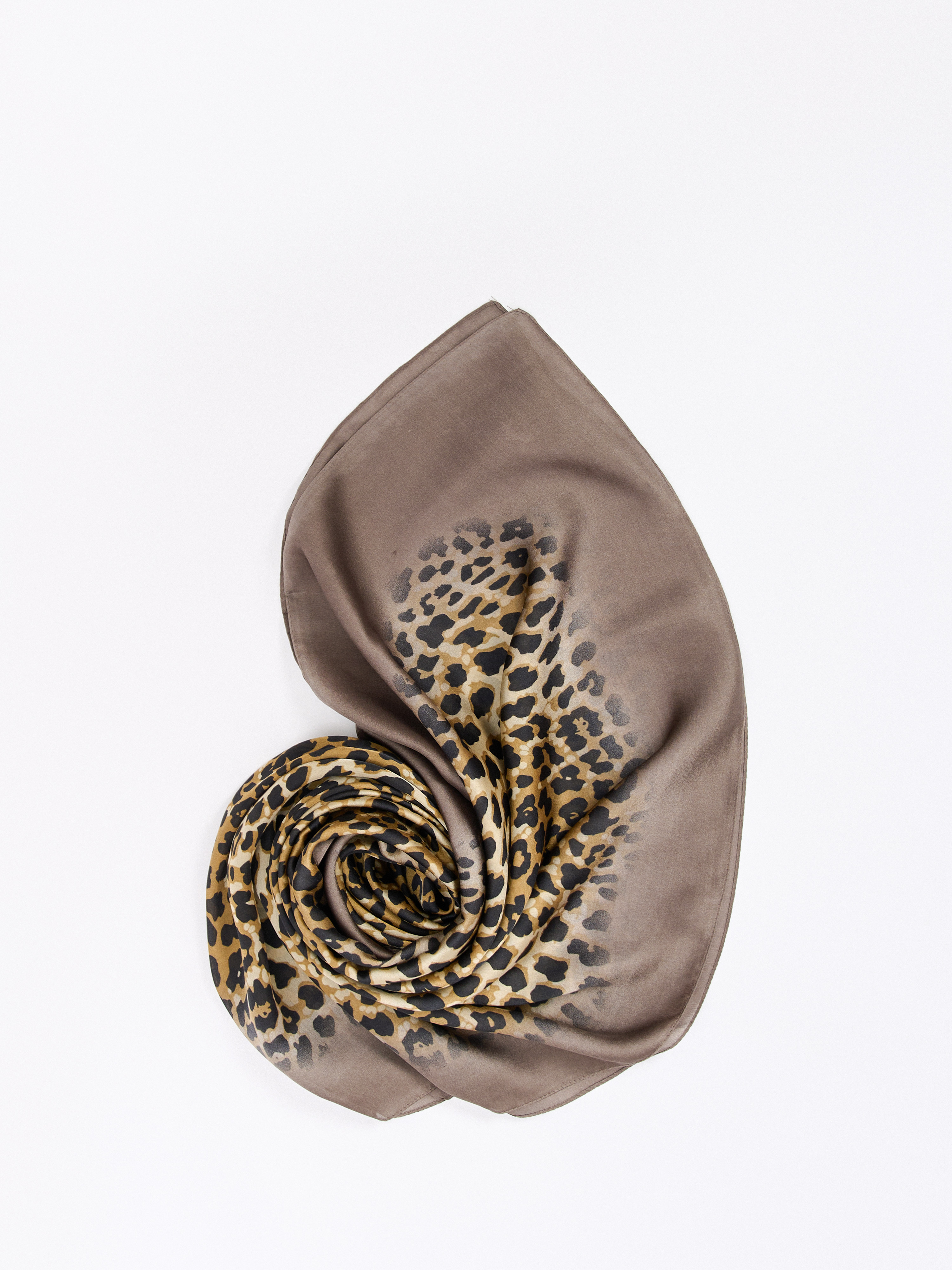 ЭLG34-441-16/м/25-01 Палантин Labbra