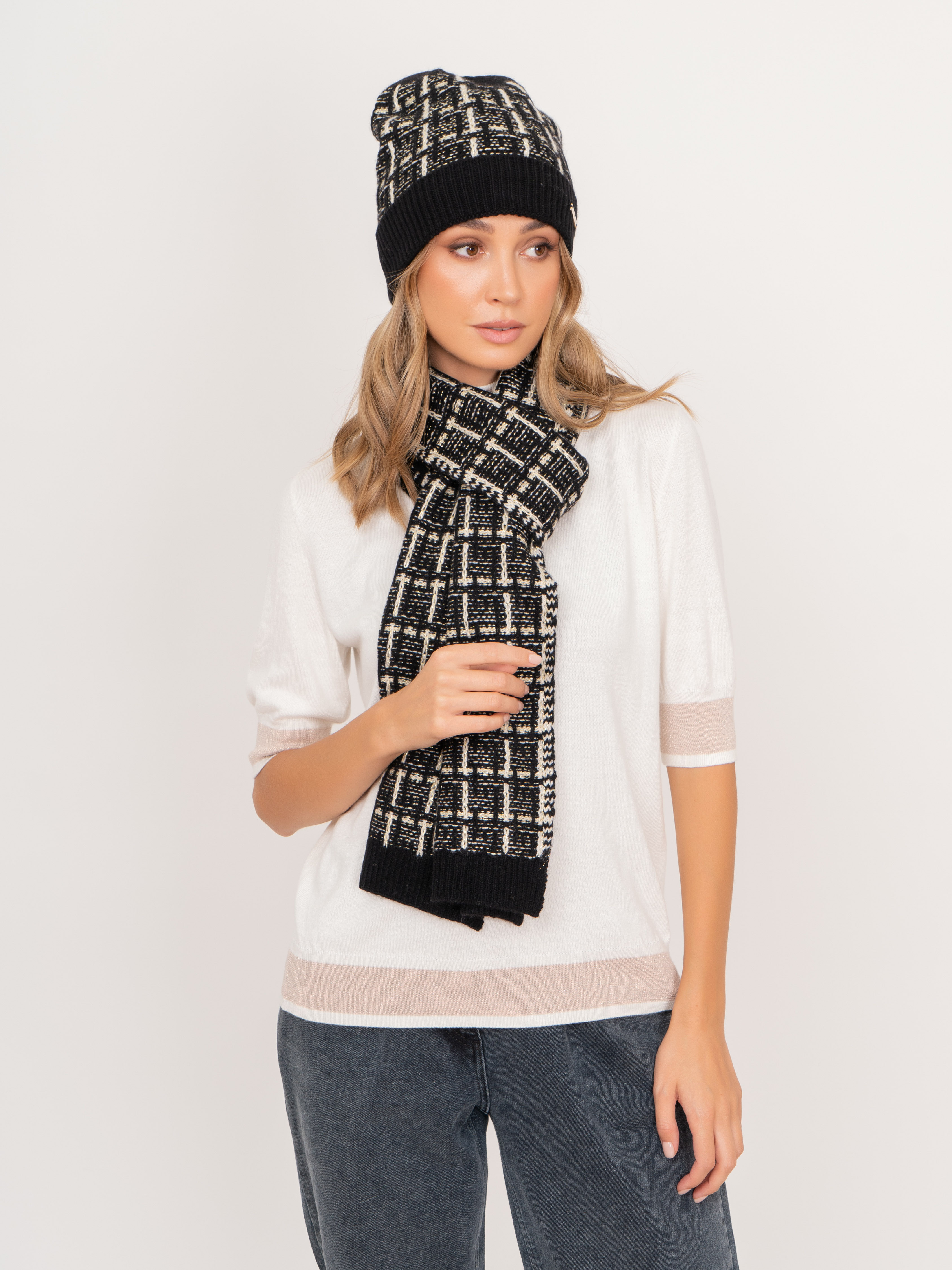 Э1202-223/22-02 Комплект вязаный (шапка + шарф) Franco Vello