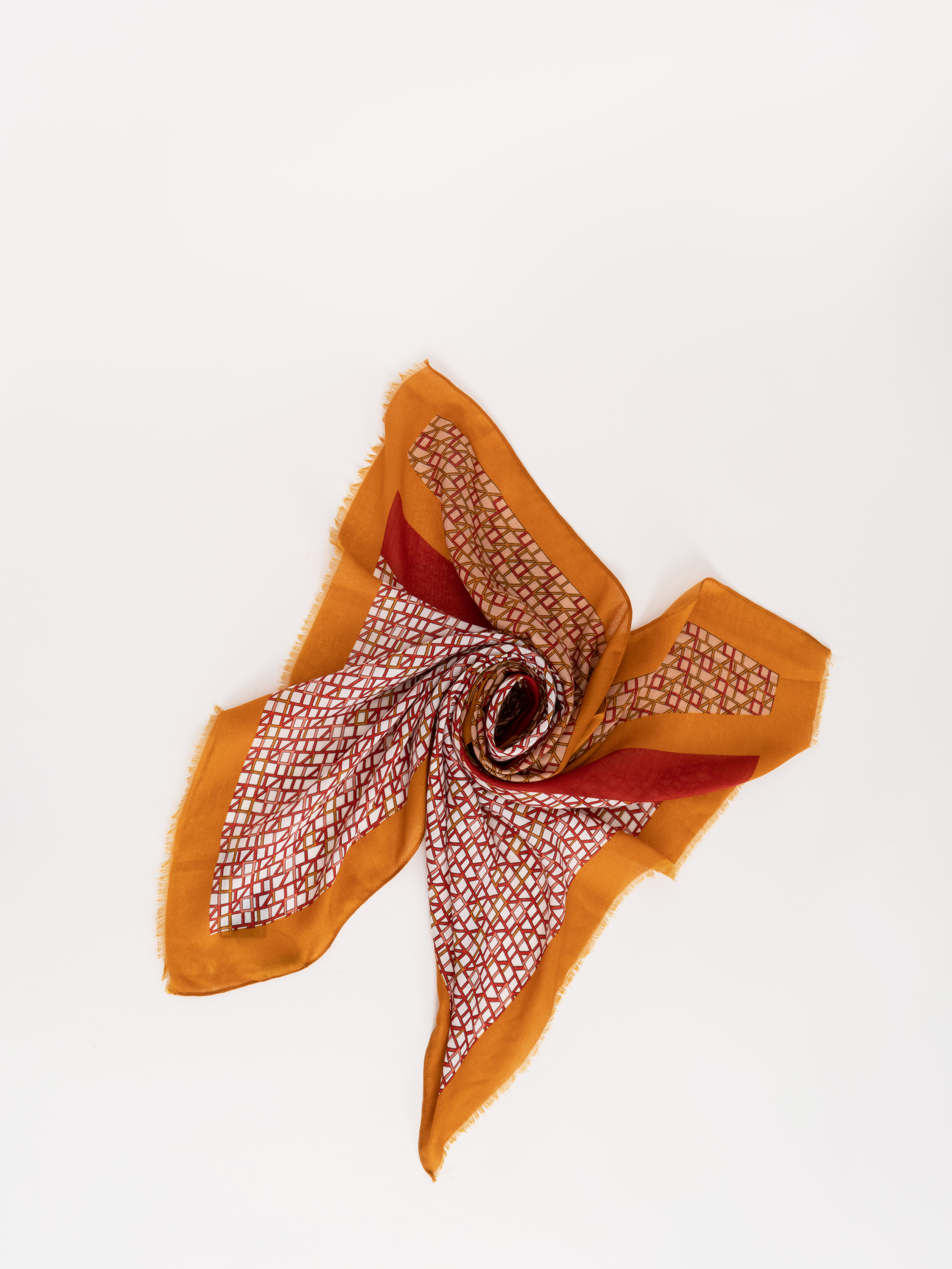 ЭJS2293WHZ1-7/22-01 Шарф A.Fabretti