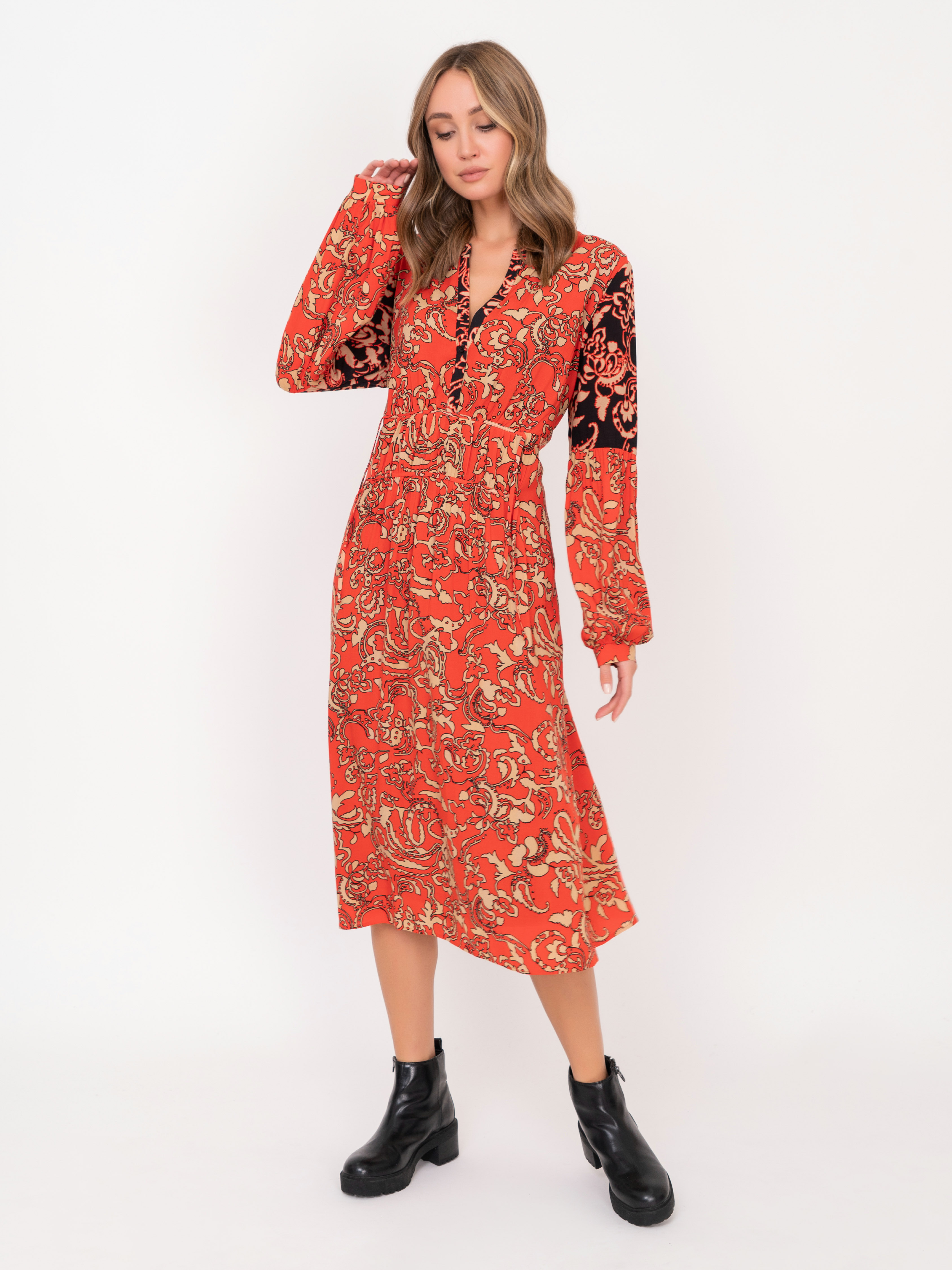 Э780003-21109/21-02 Платье Samoon