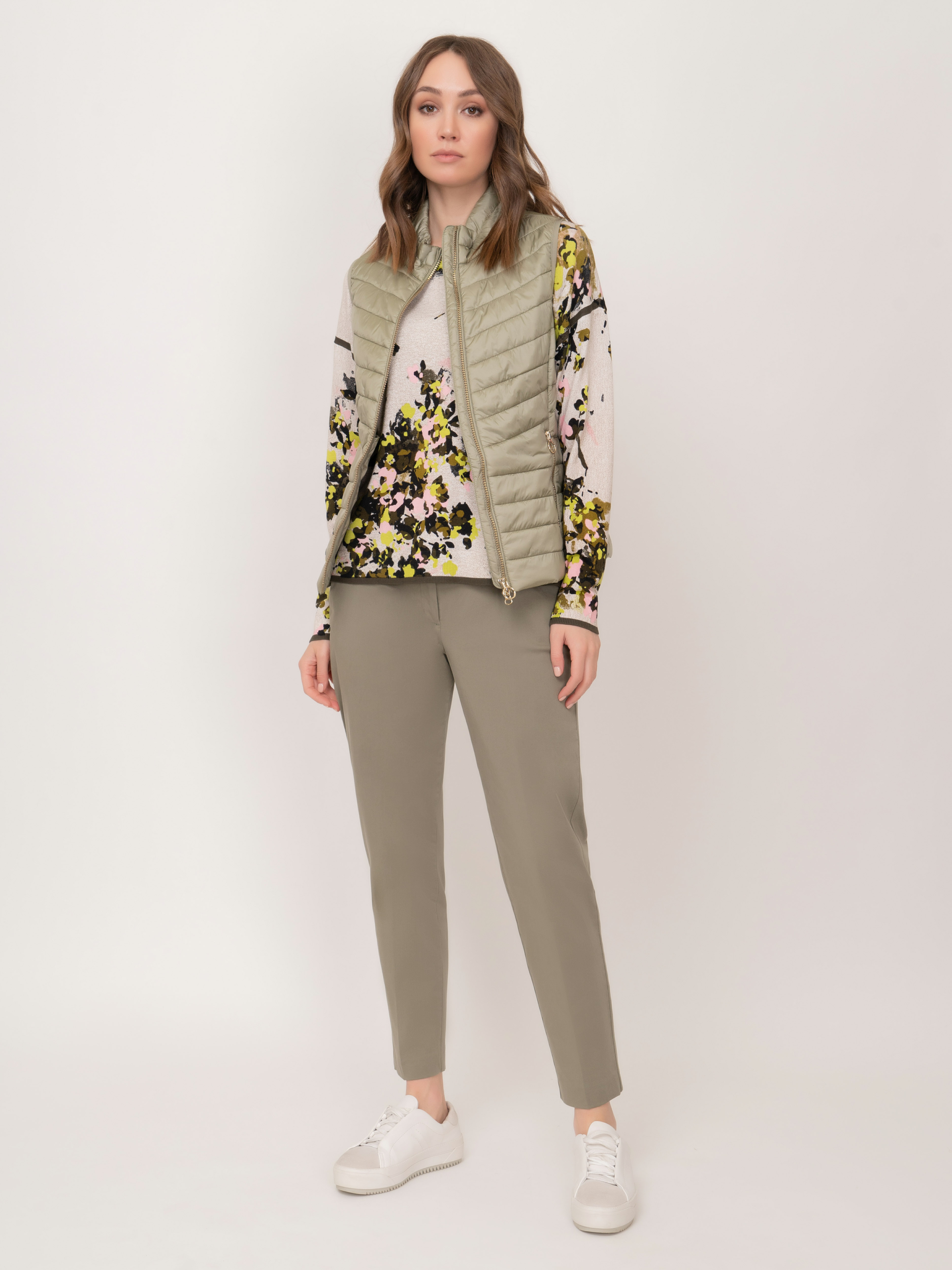 Э7134/1902/21-01 Жилет утепленный Betty Barclay