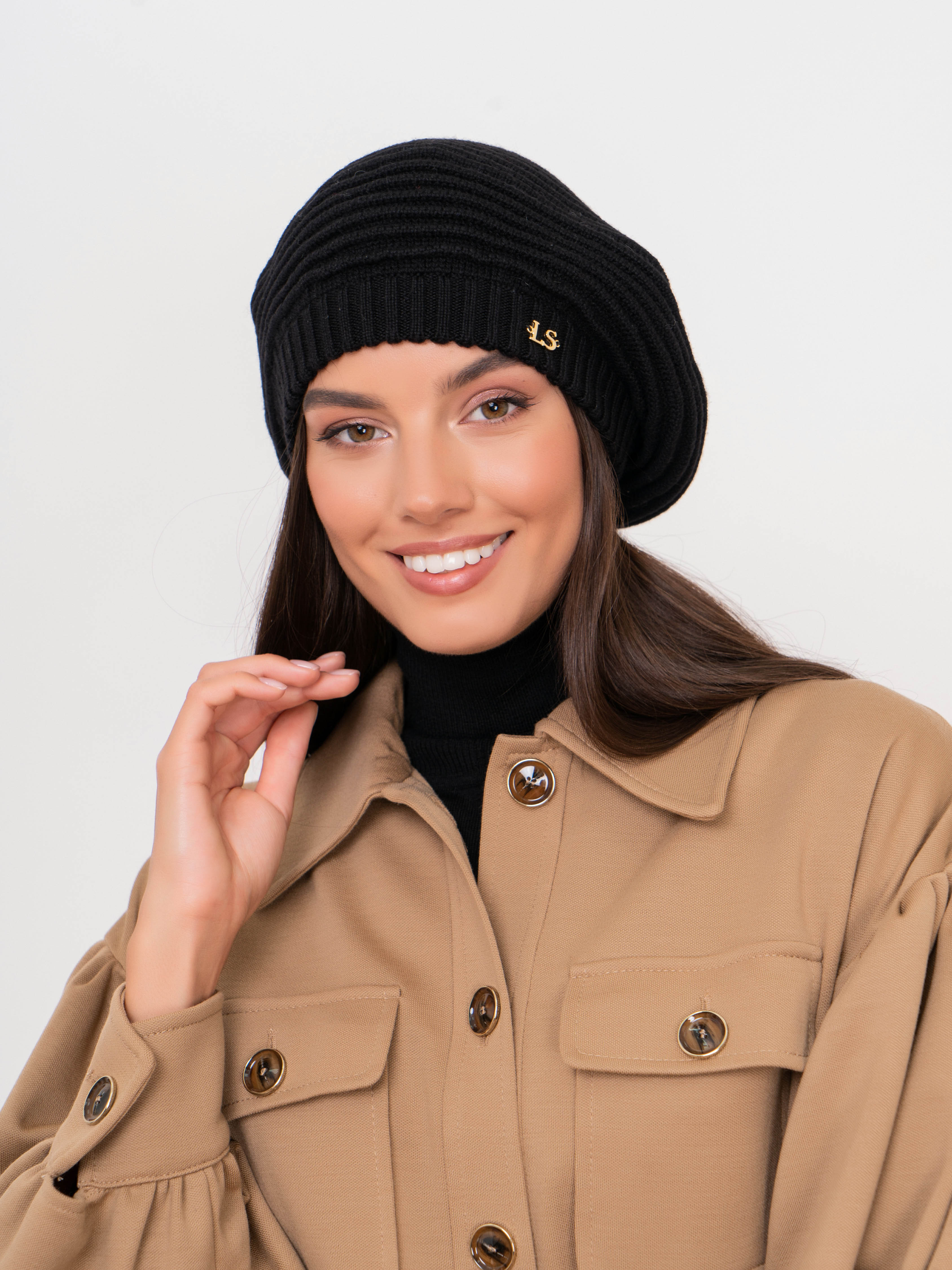 ЭMILLIMETRO/21-02 Берет Luisa Spagnoli